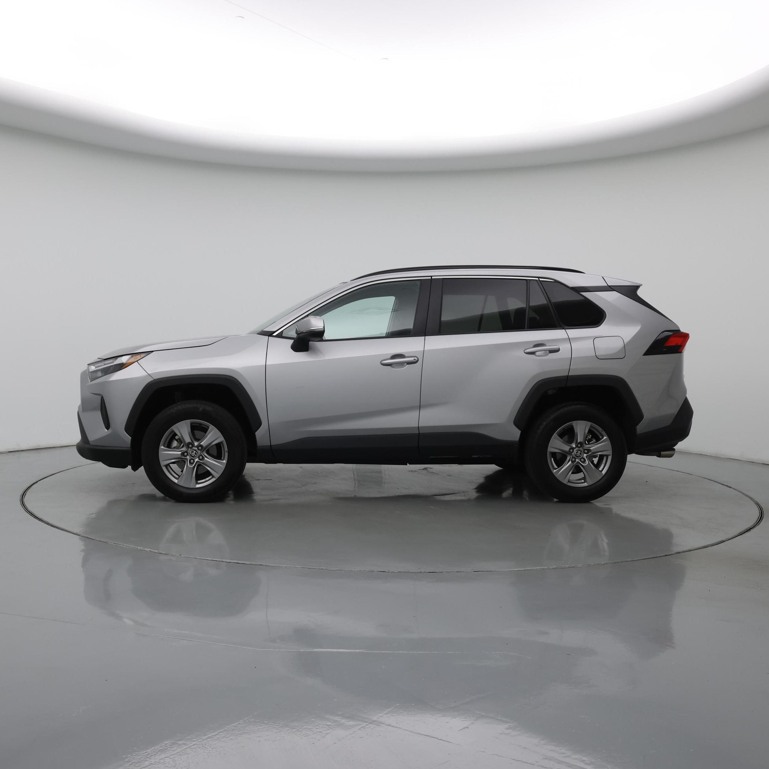 Thumbnail: 2025 Toyota RAV4 - 3