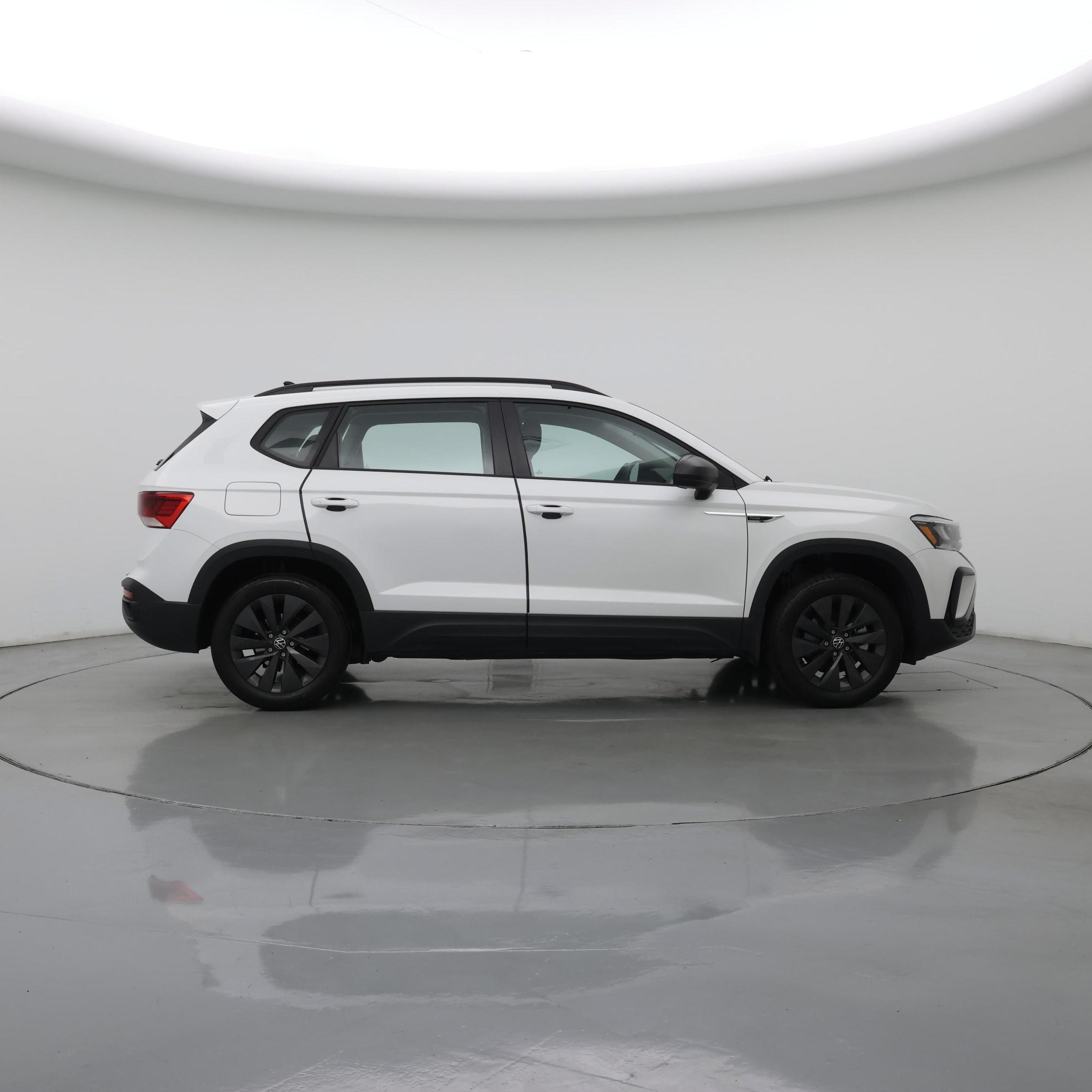 Thumbnail: 2024 Volkswagen Taos - 7