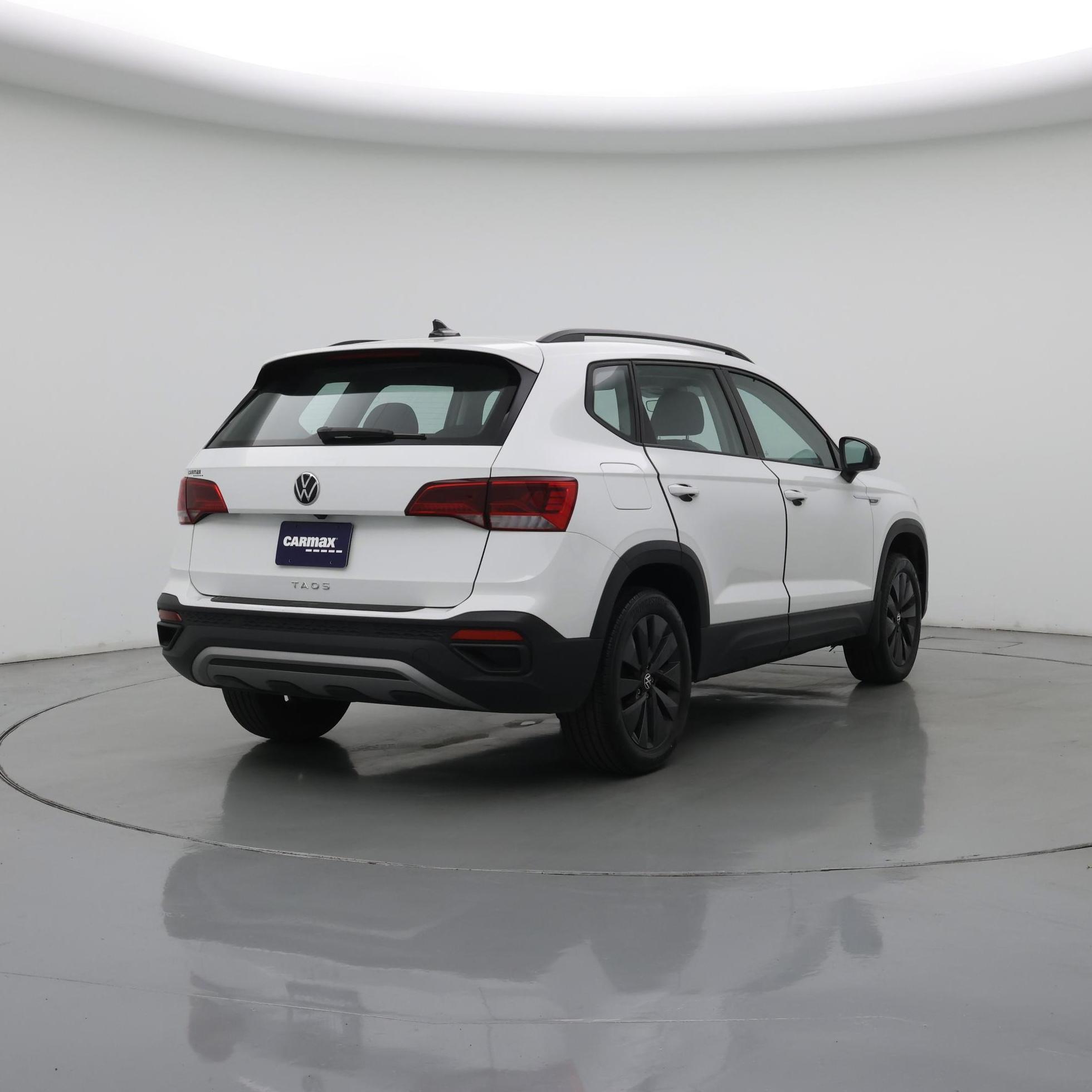 Thumbnail: 2024 Volkswagen Taos - 8