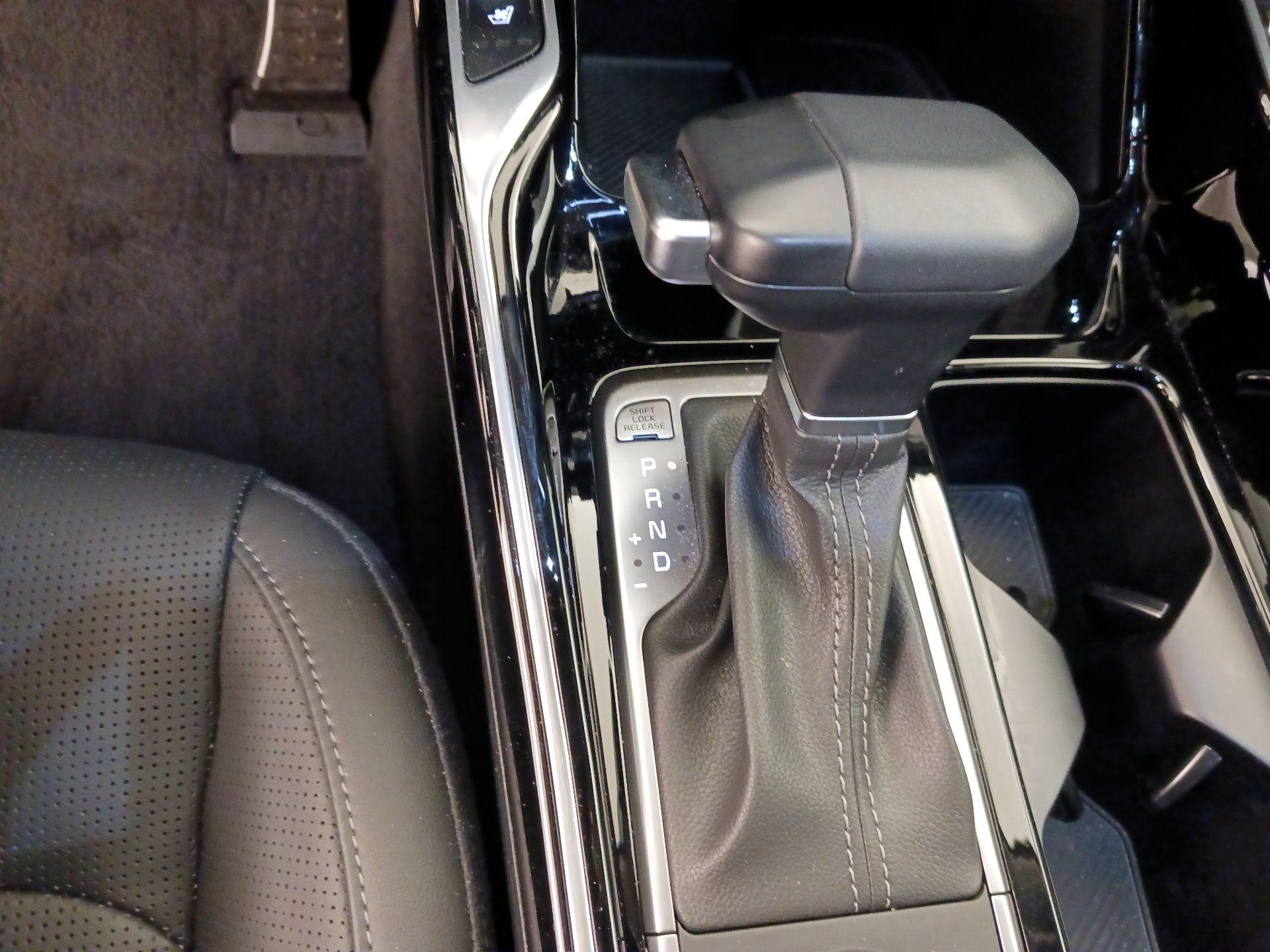 Thumbnail: 2025 Kia Sorento - 18