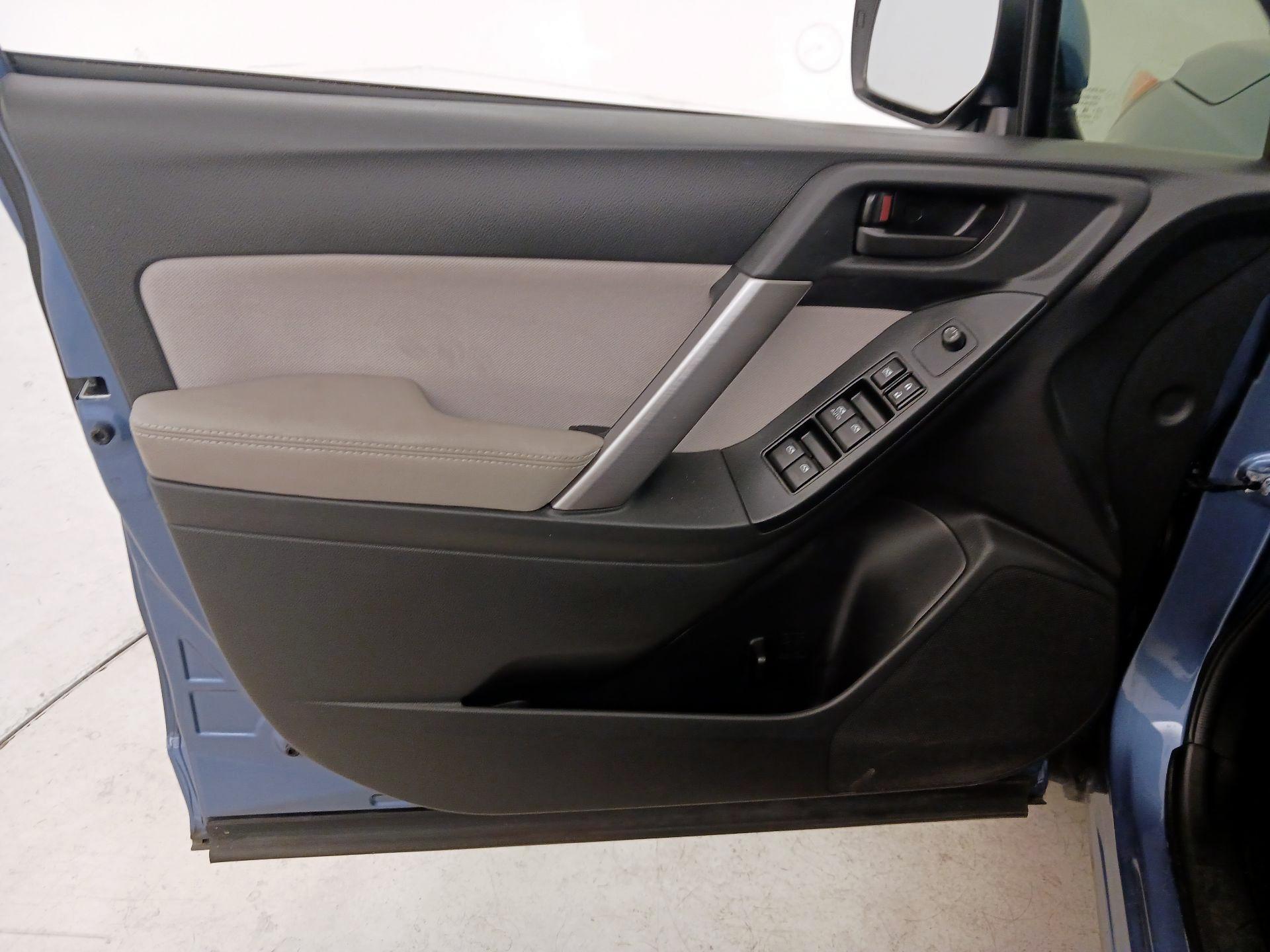 Thumbnail: 2016 Subaru Forester - 12