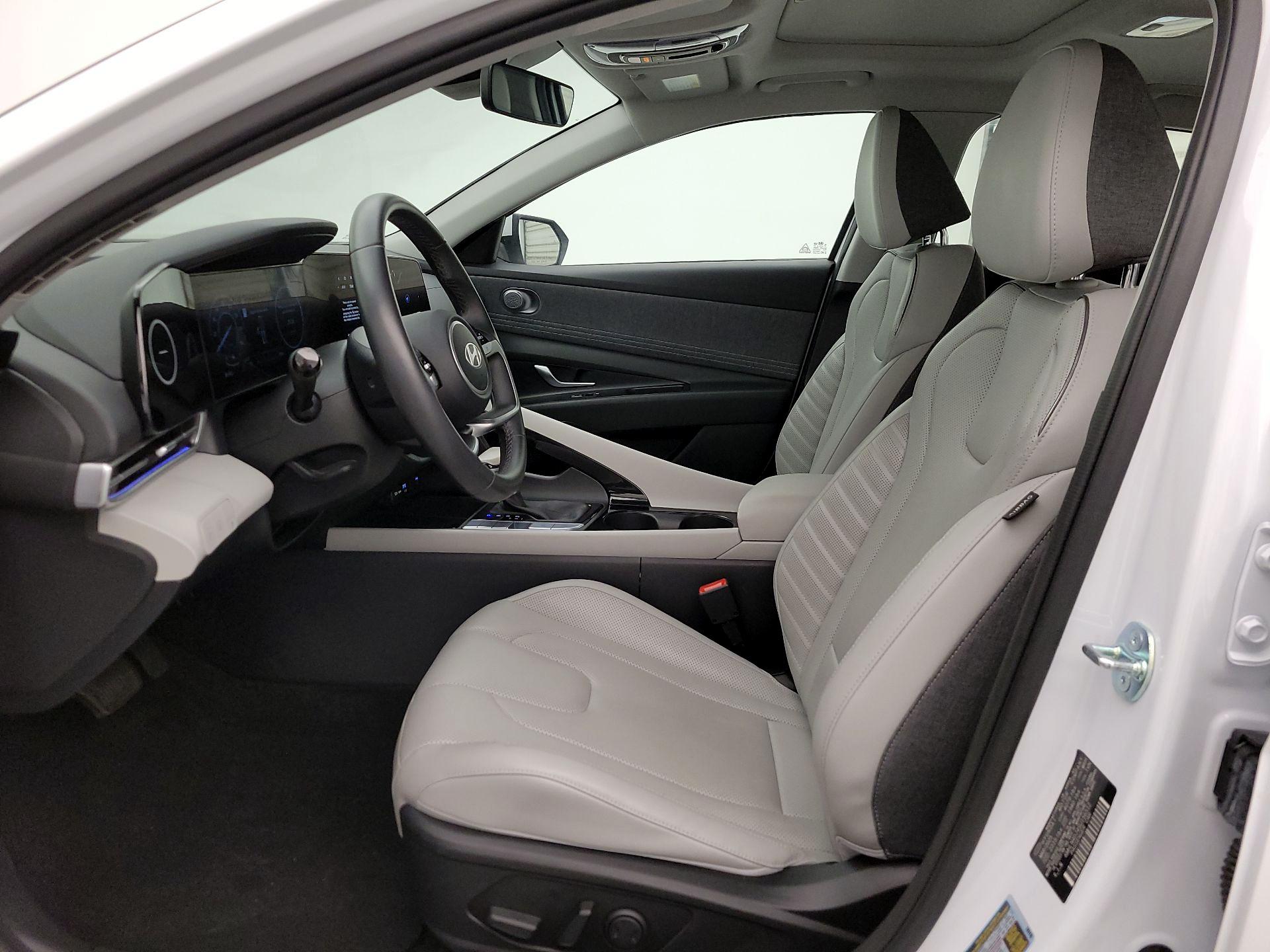 Thumbnail: 2025 Hyundai Elantra - 11