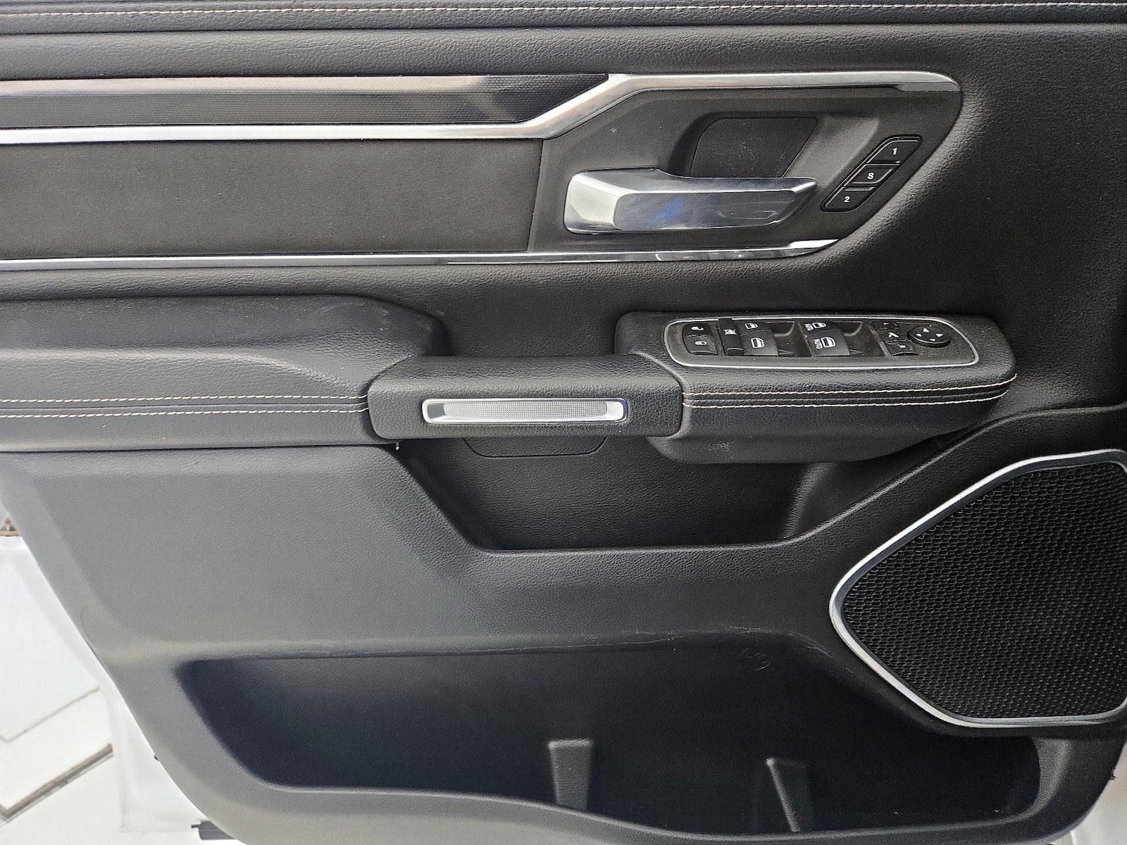 2022 RAM Ram 1500 Pickup Laramie - Photo 13