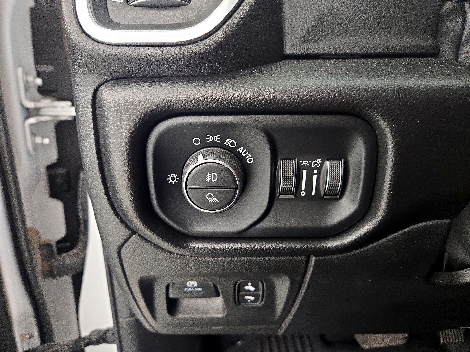 Thumbnail: 2022 RAM 1500 - 13