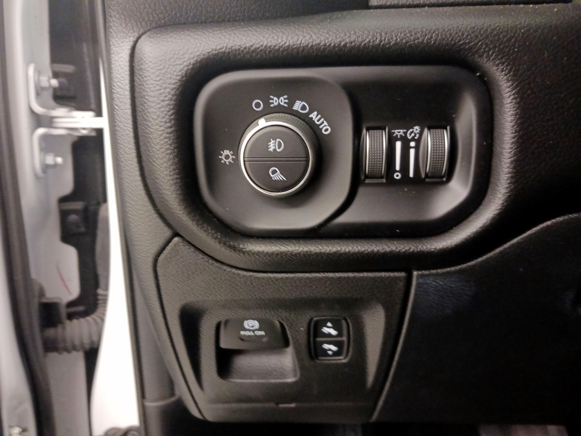 Thumbnail: 2025 RAM 1500 - 13