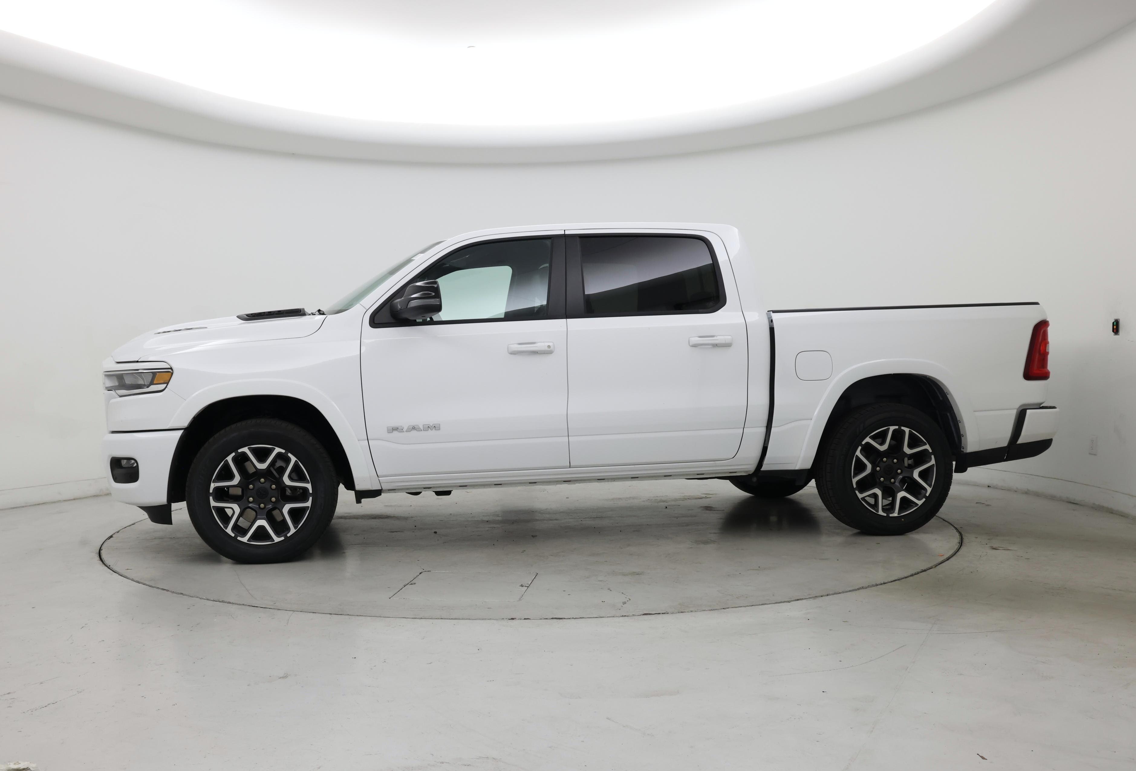 Thumbnail: 2025 RAM 1500 - 3