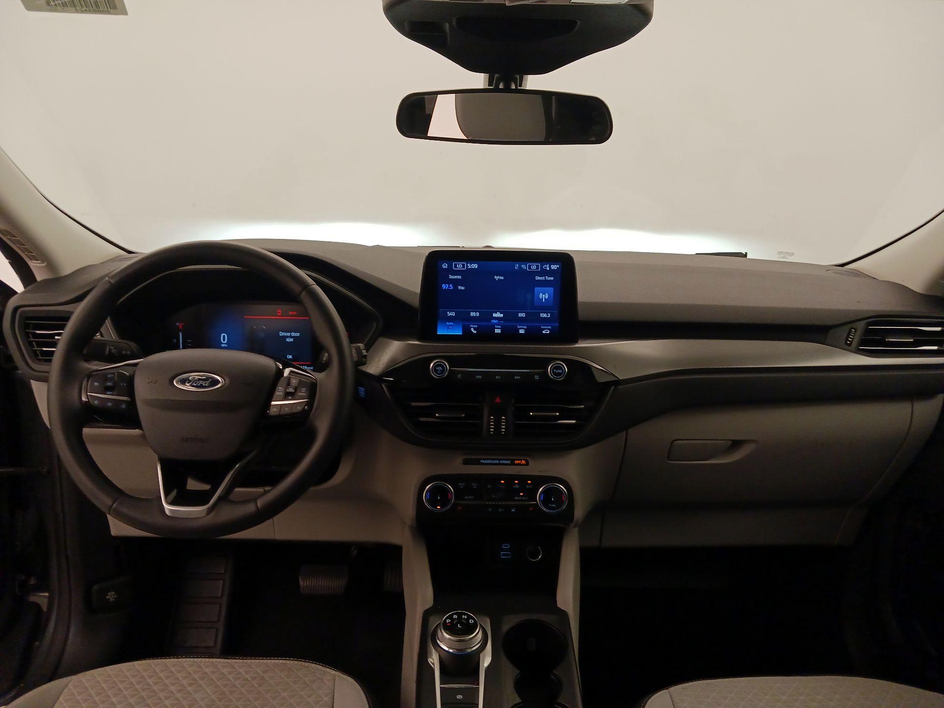Thumbnail: 2023 Ford Escape - 9