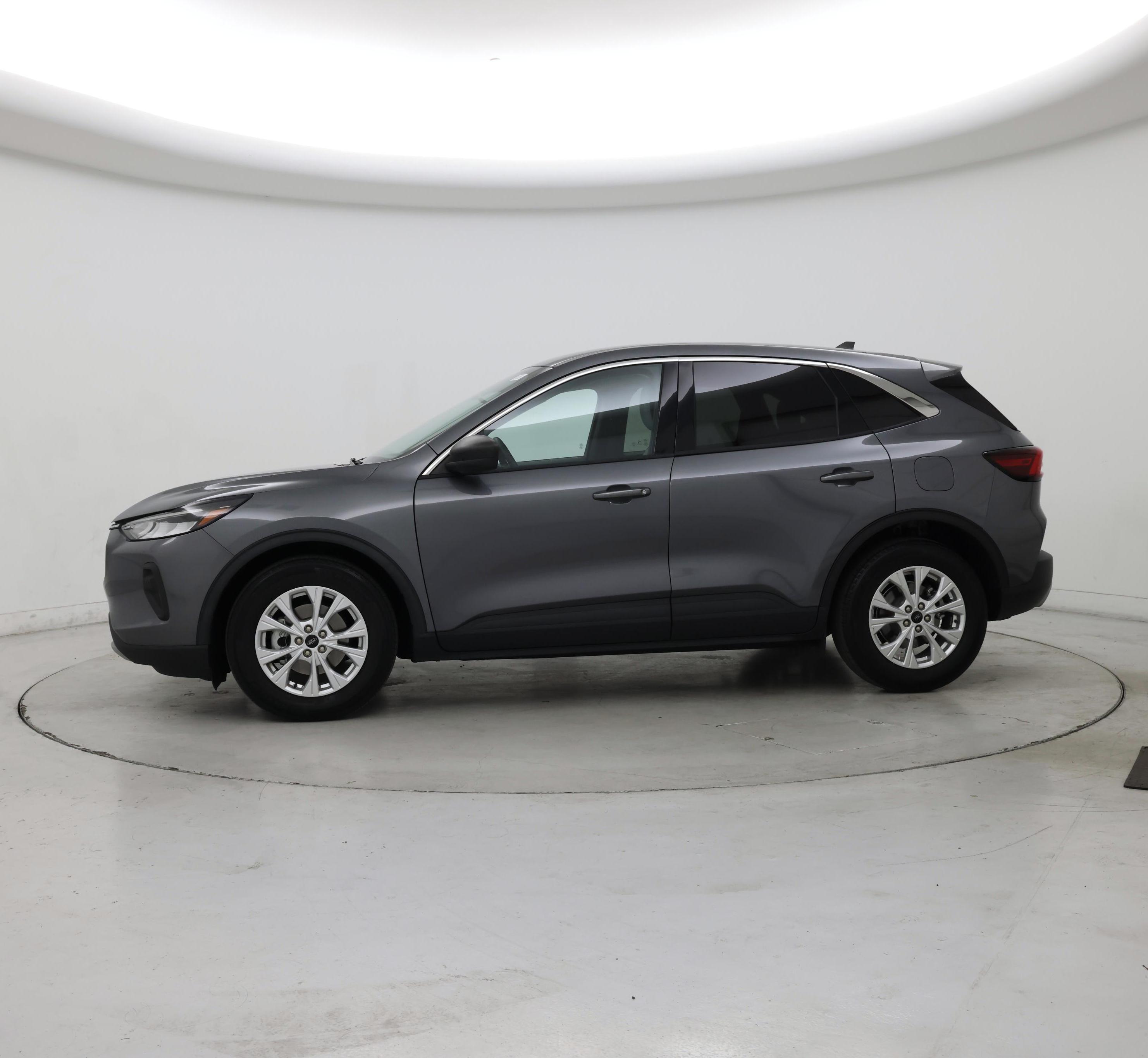 Thumbnail: 2023 Ford Escape - 3