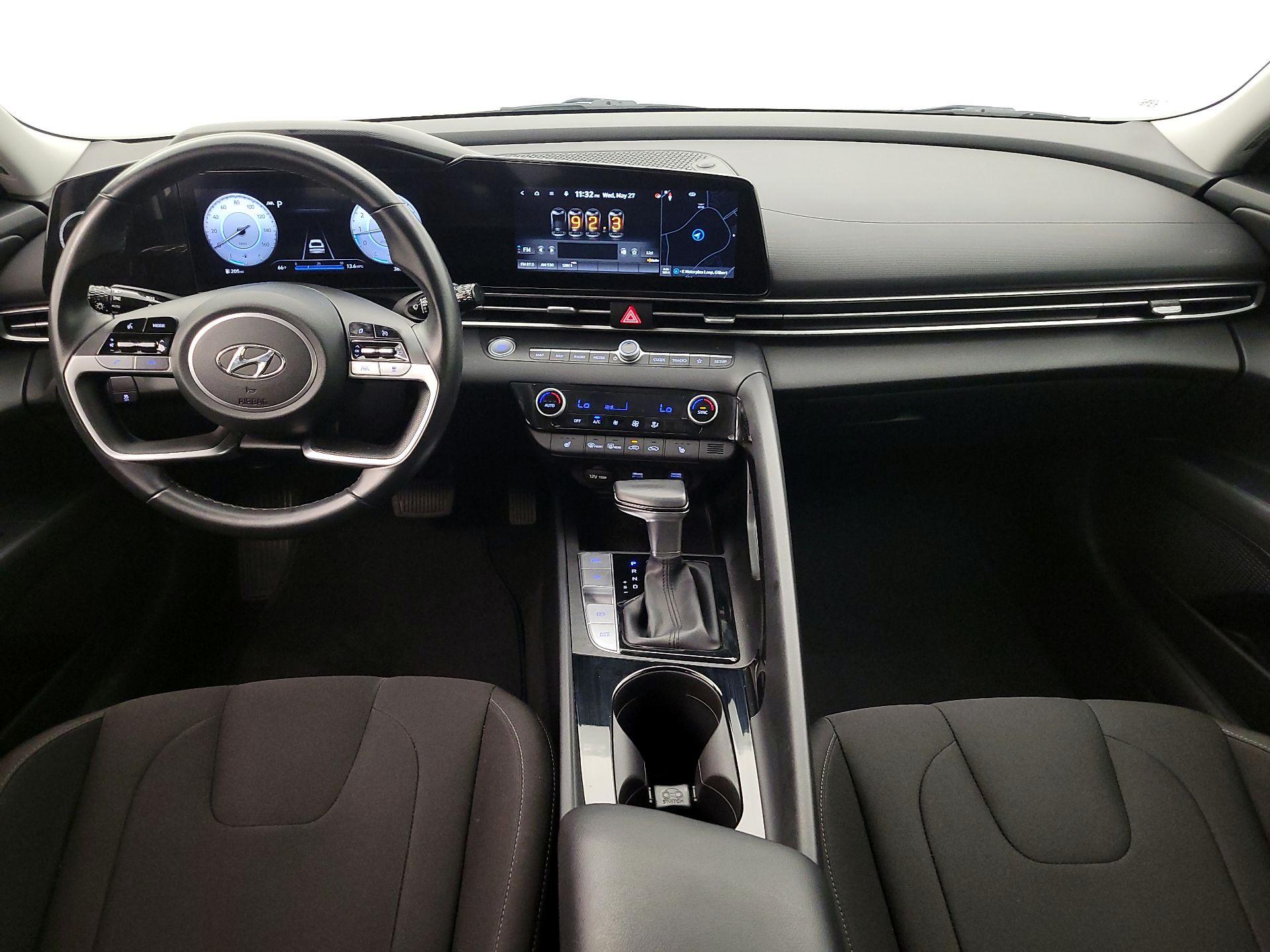 Thumbnail: 2023 Hyundai Elantra - 9