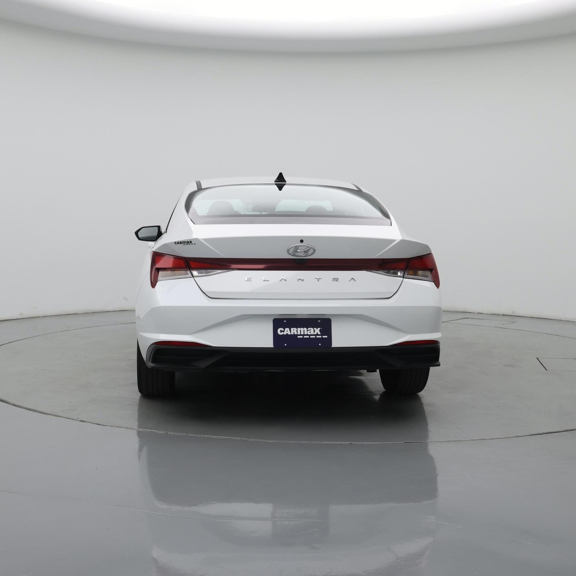 Thumbnail: 2023 Hyundai Elantra - 6