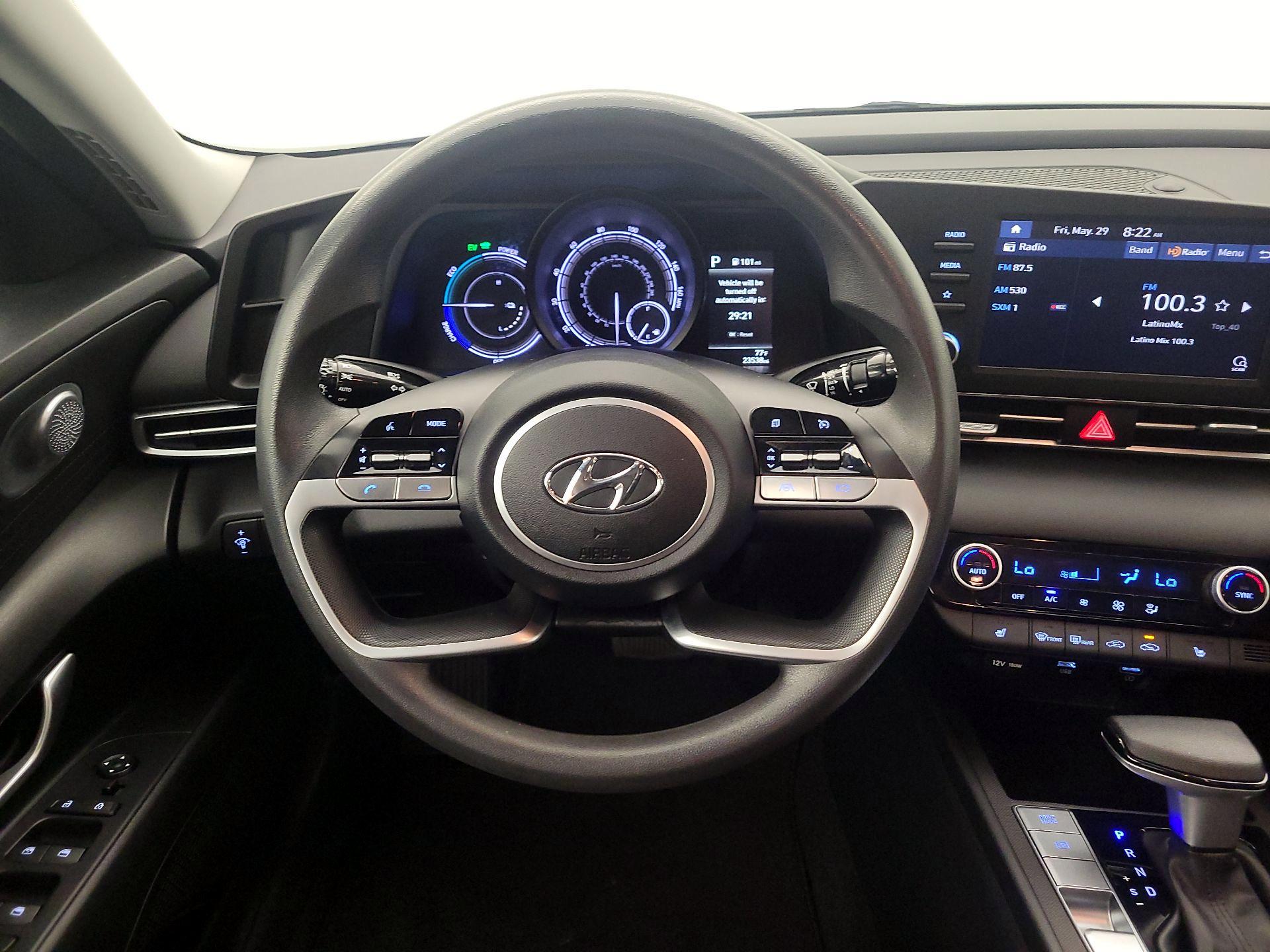 Thumbnail: 2023 Hyundai Elantra - 10