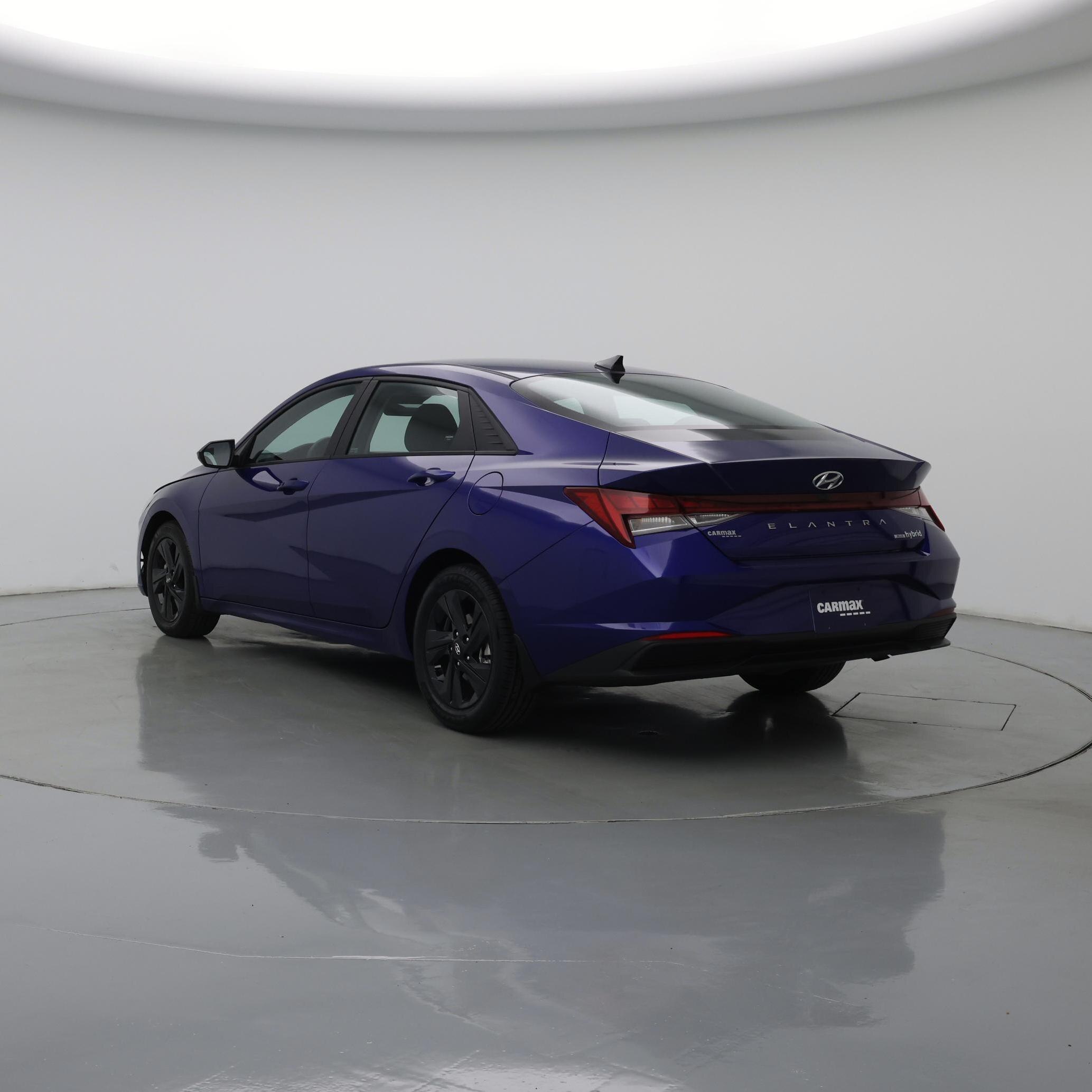 Thumbnail: 2023 Hyundai Elantra - 2