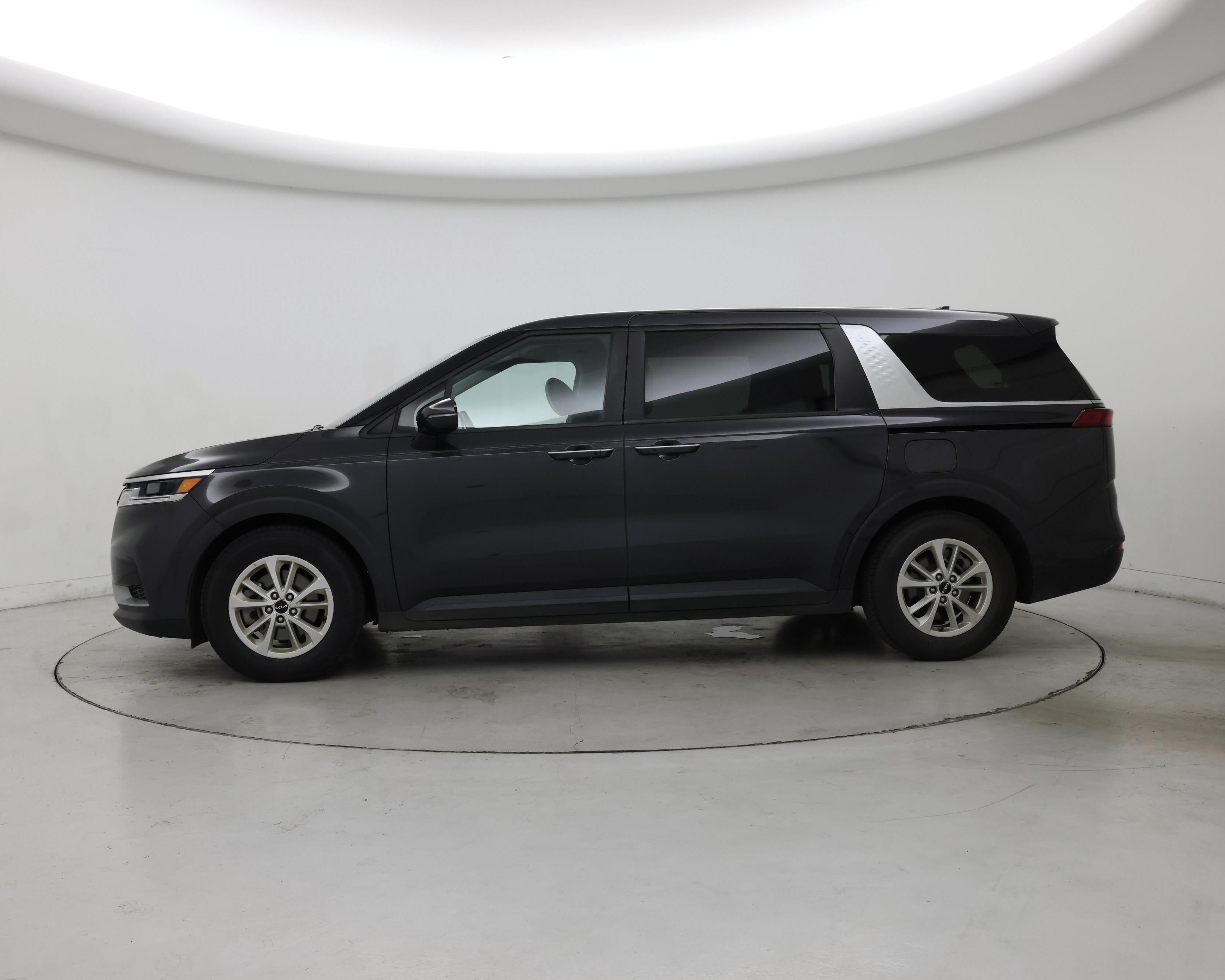 Thumbnail: 2022 Kia Carnival - 3
