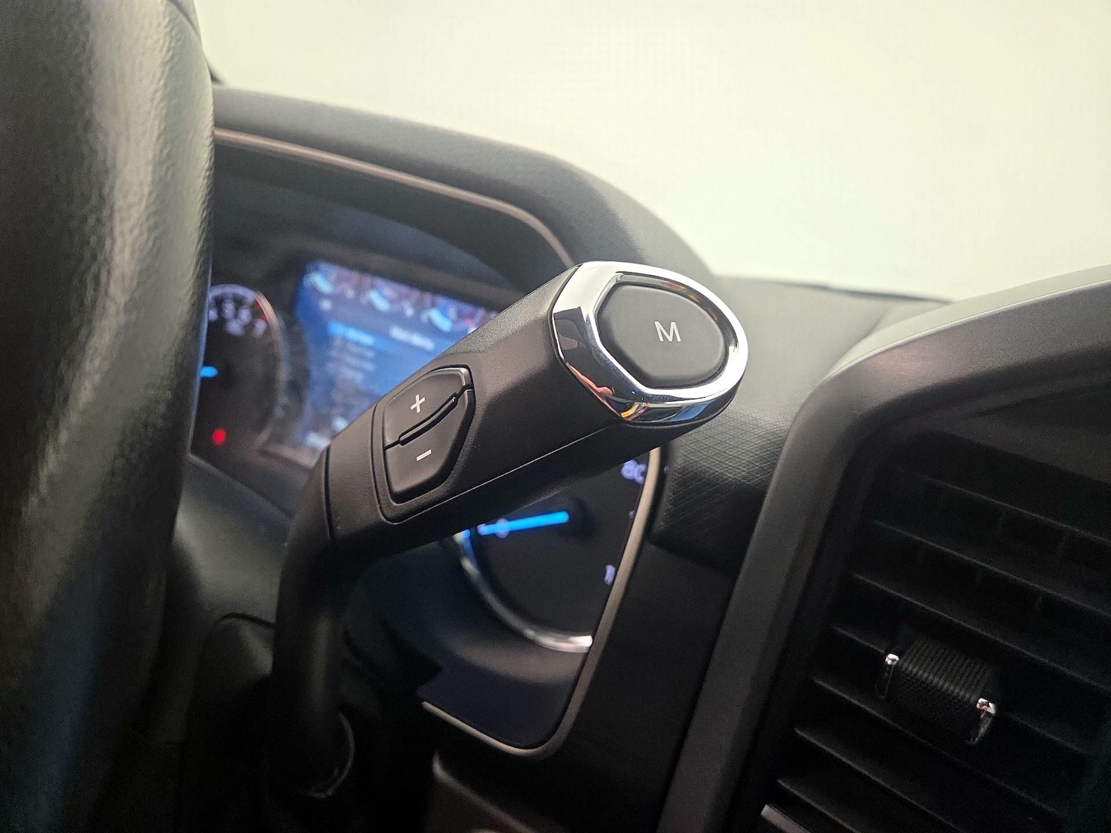 2022 Ford F-150 XLT - Photo 19