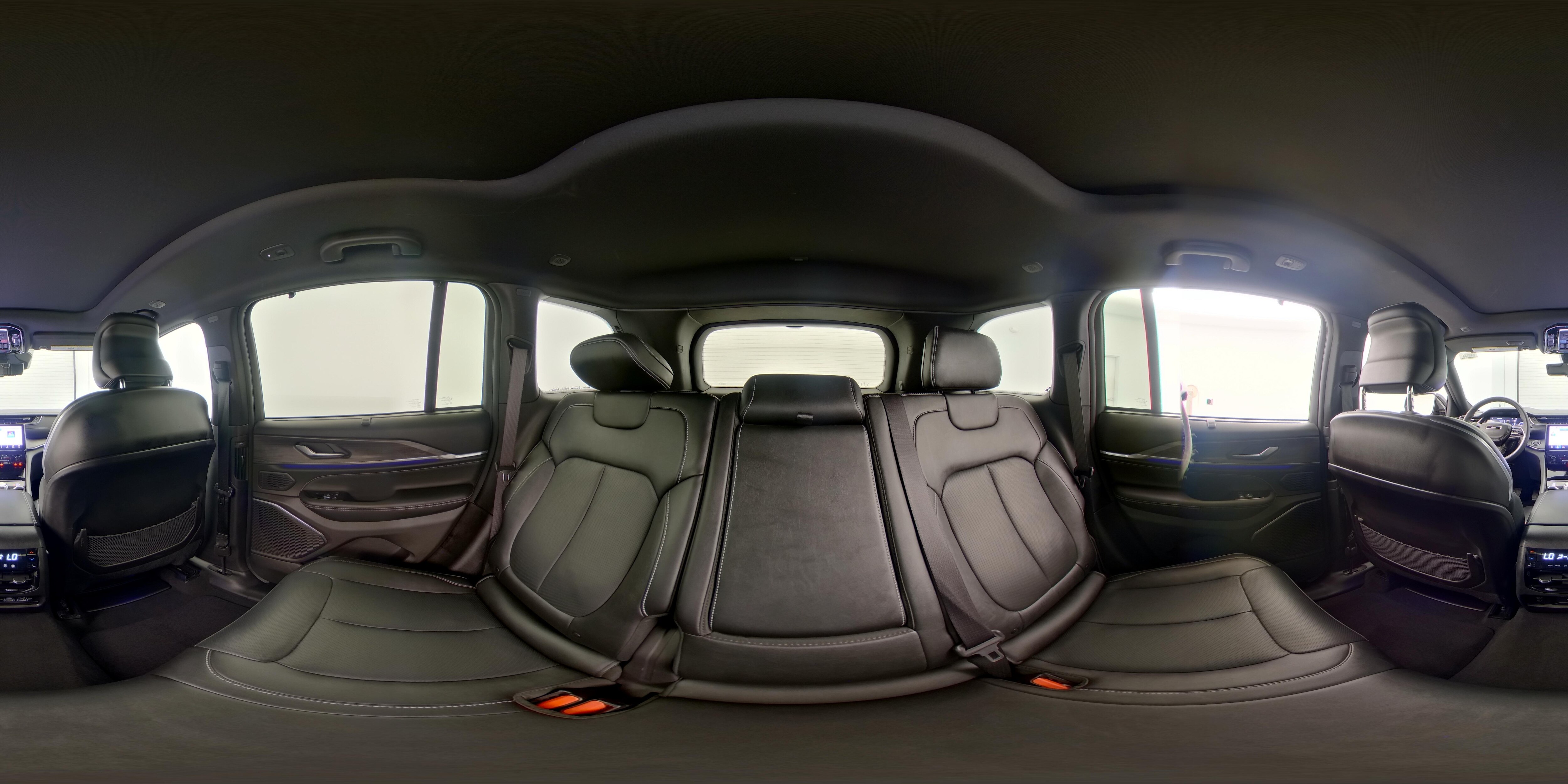 2023 Jeep Grand Cherokee Overland - Photo 27