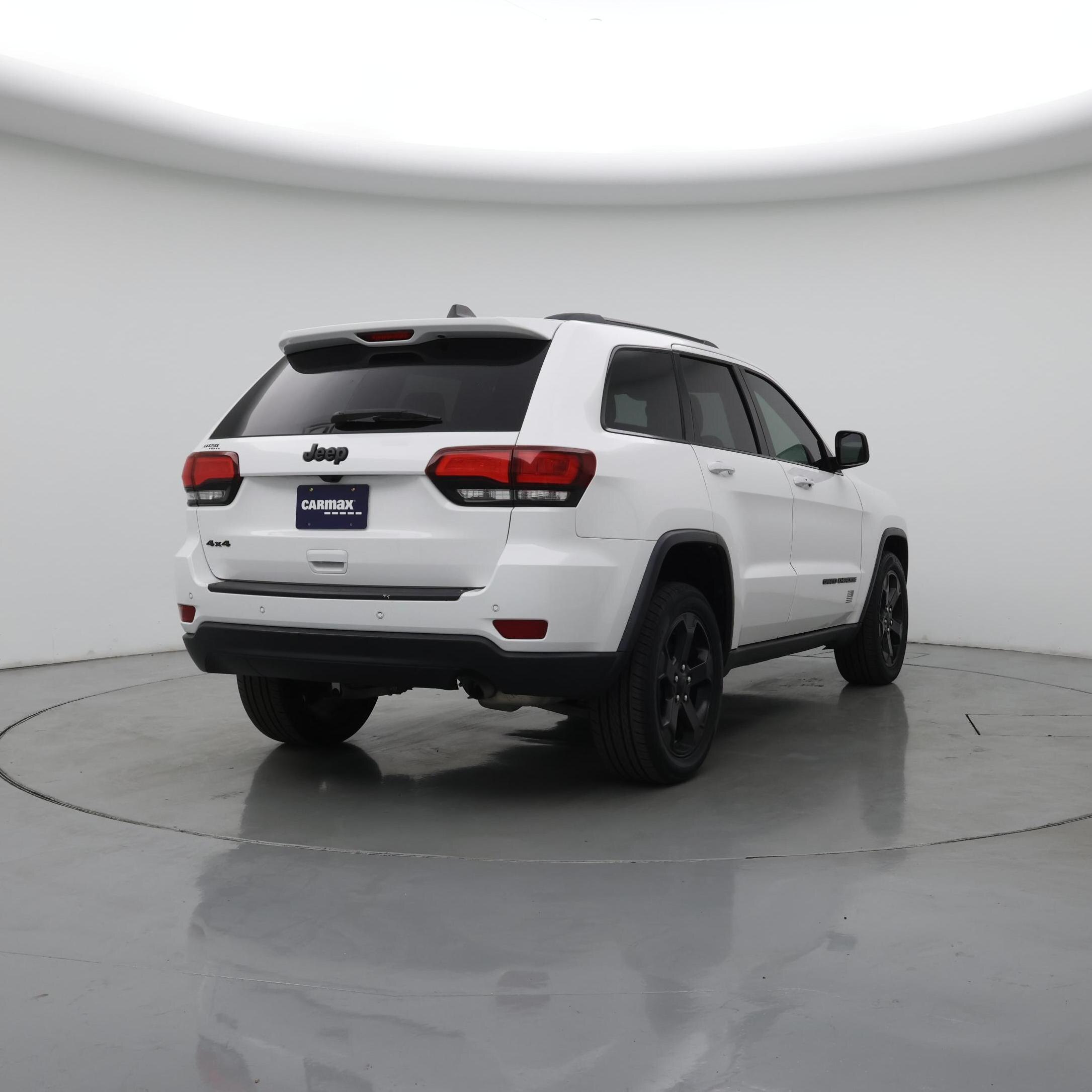 Thumbnail: 2021 Jeep Grand Cherokee - 8