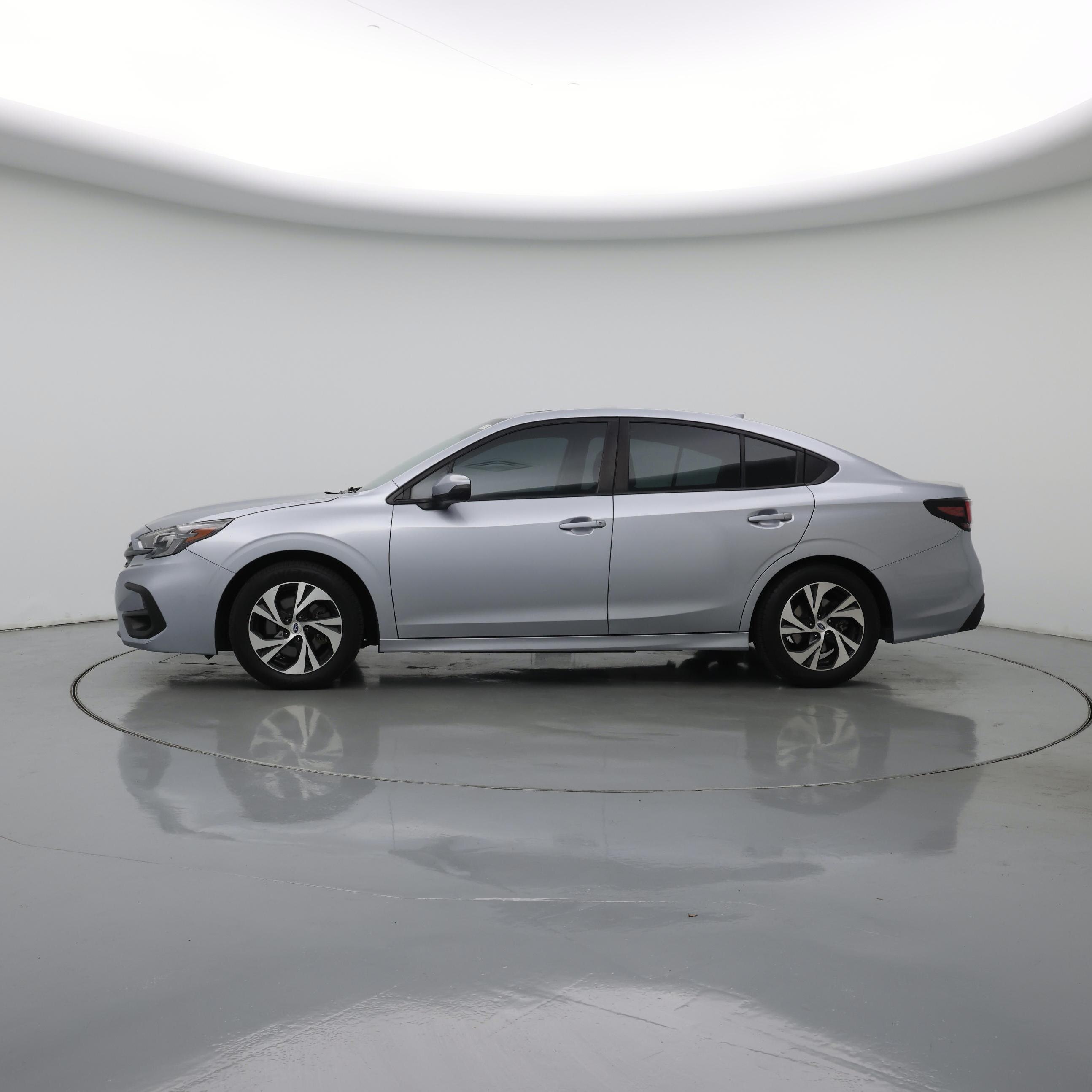 Thumbnail: 2023 Subaru Legacy - 3
