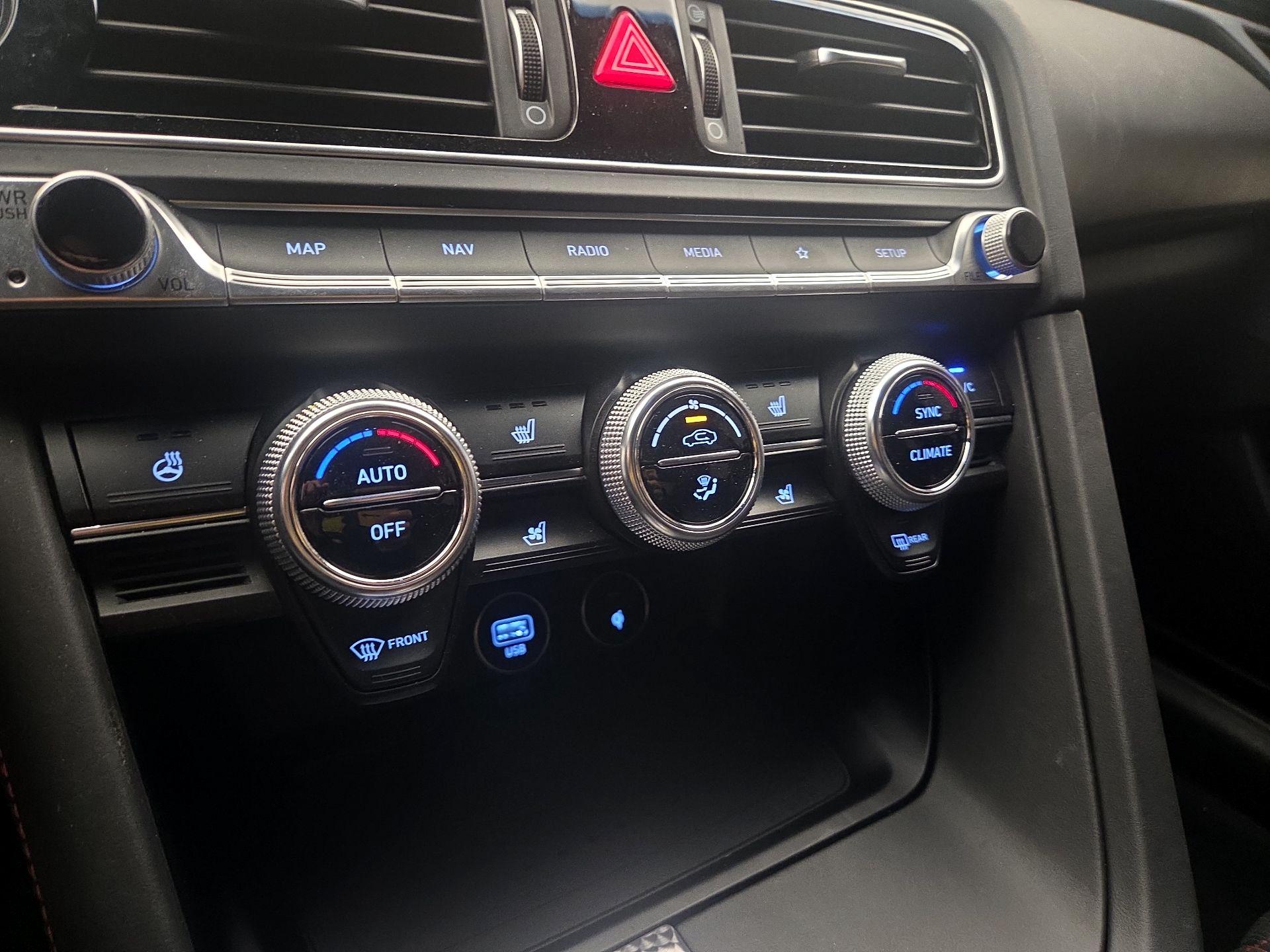 Thumbnail: 2023 Genesis G70 - 17