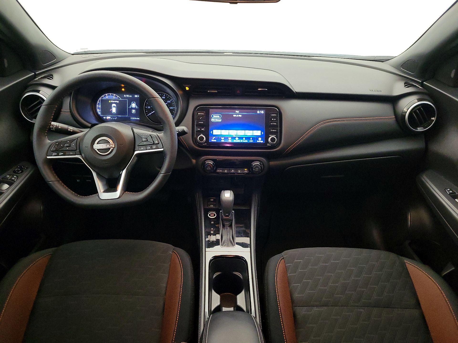 Thumbnail: 2024 Nissan Kicks - 9