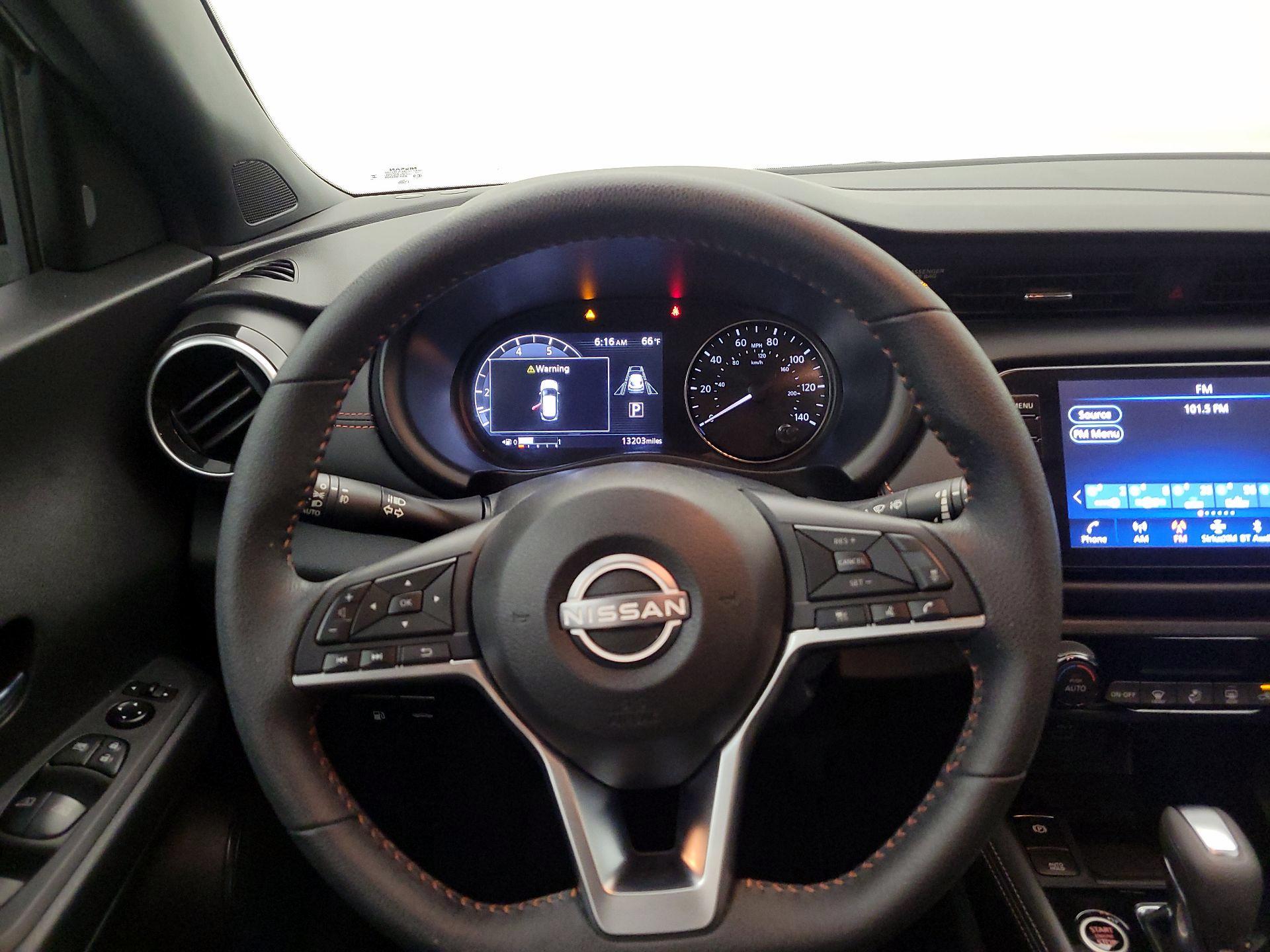Thumbnail: 2024 Nissan Kicks - 10