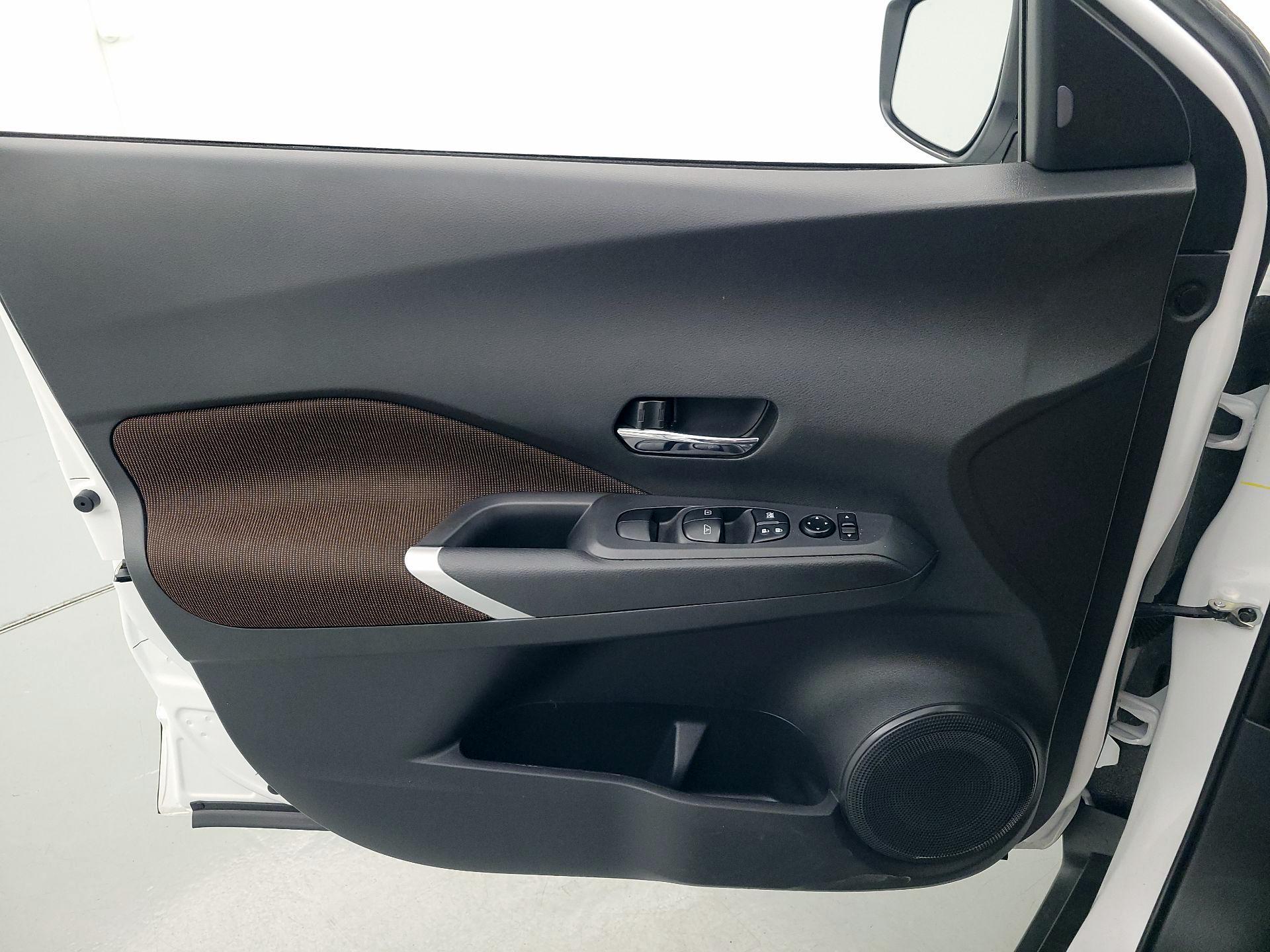 Thumbnail: 2024 Nissan Kicks - 12