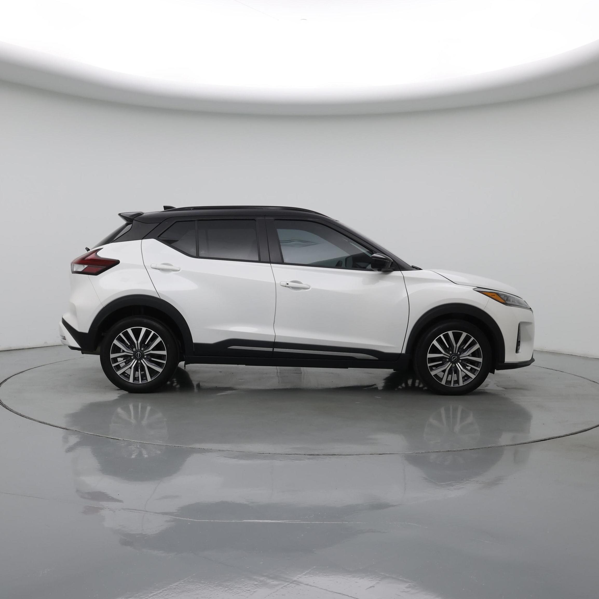 Thumbnail: 2024 Nissan Kicks - 7