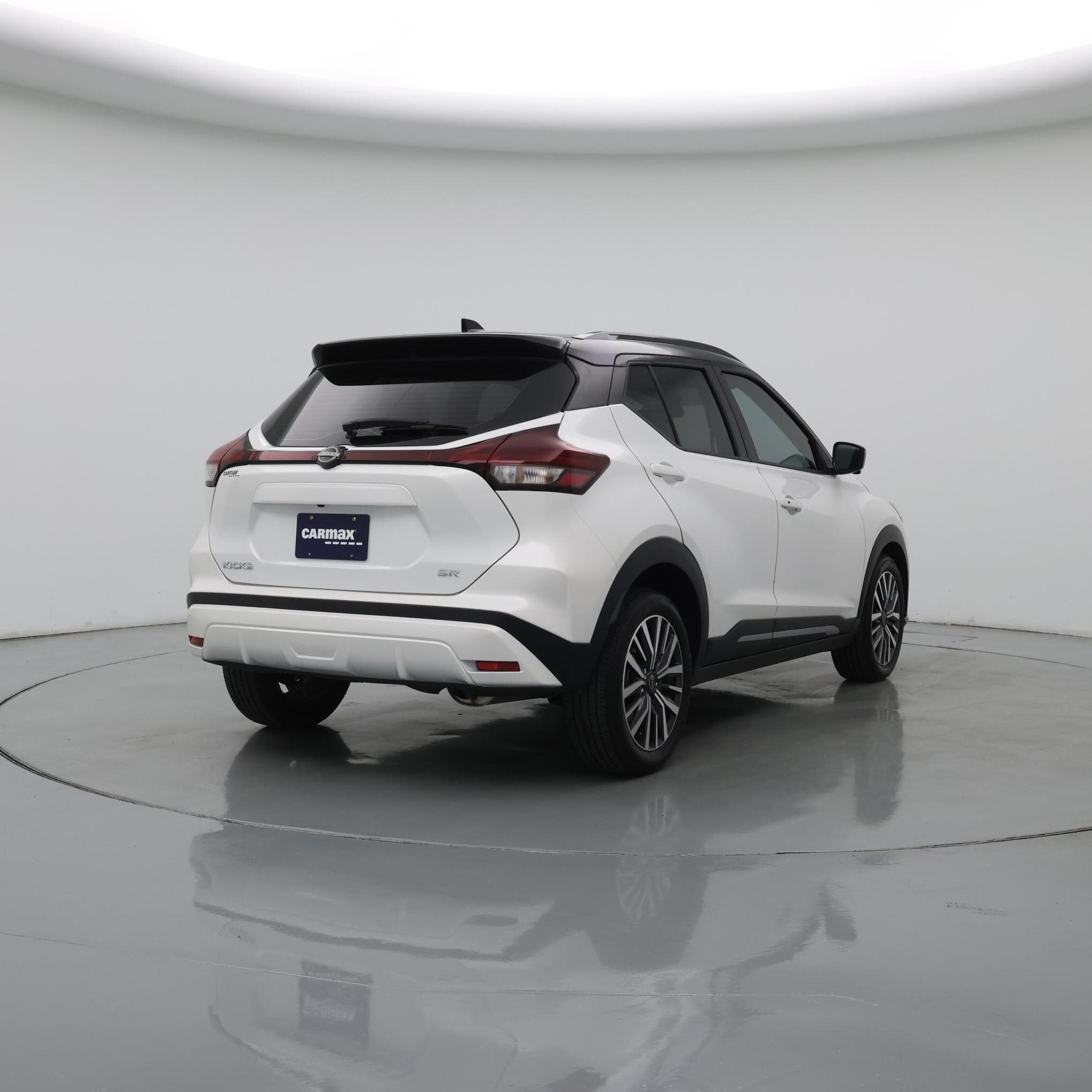 Thumbnail: 2024 Nissan Kicks - 8