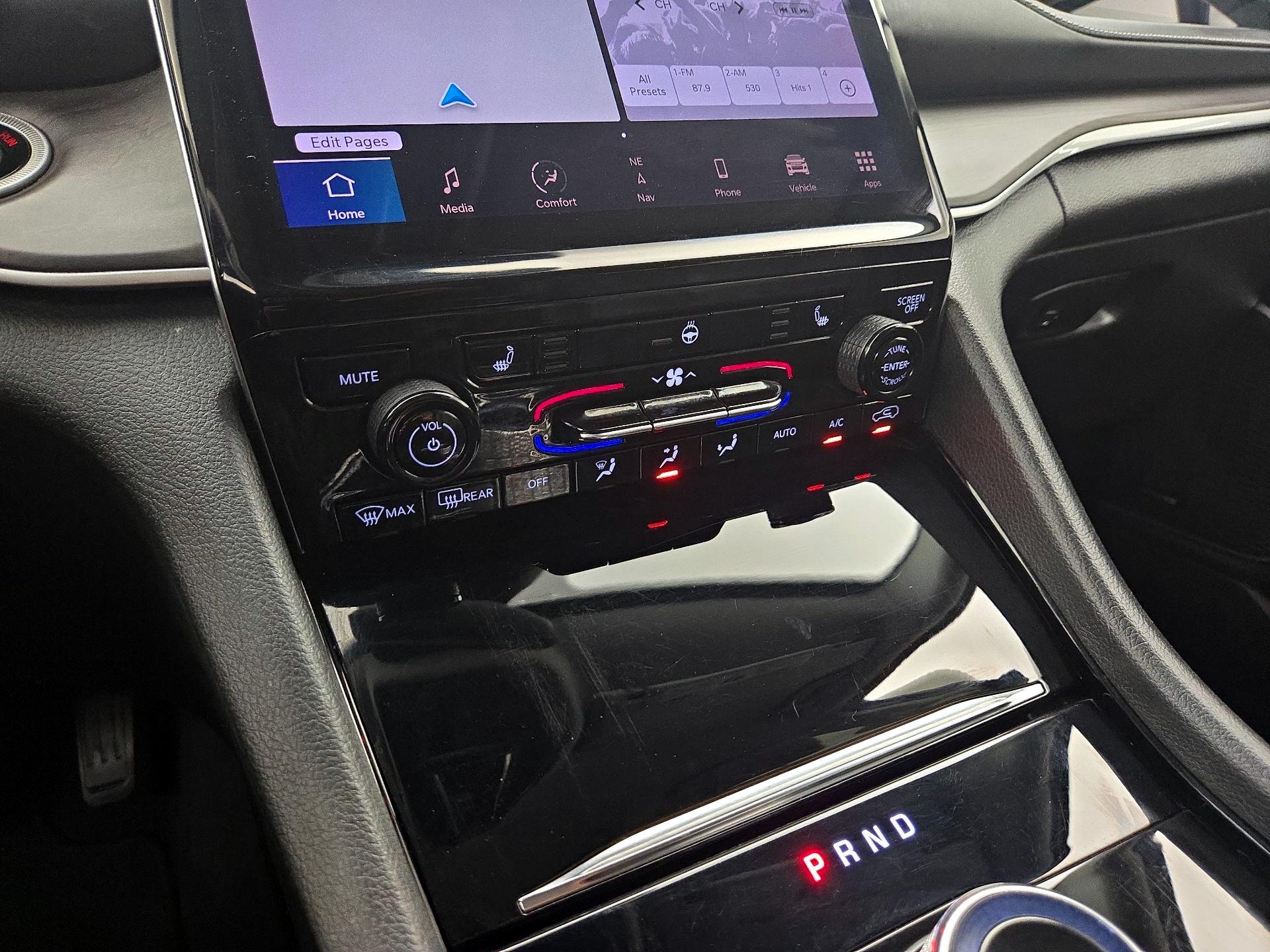 Thumbnail: 2022 Jeep Grand Cherokee - 15