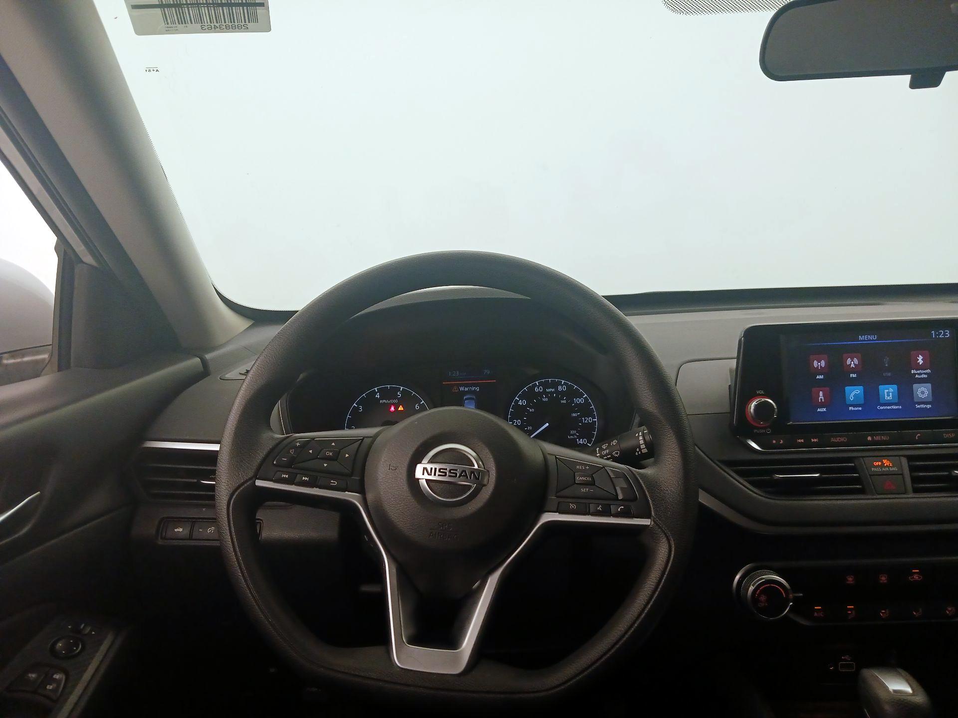 Thumbnail: 2021 Nissan Altima - 10
