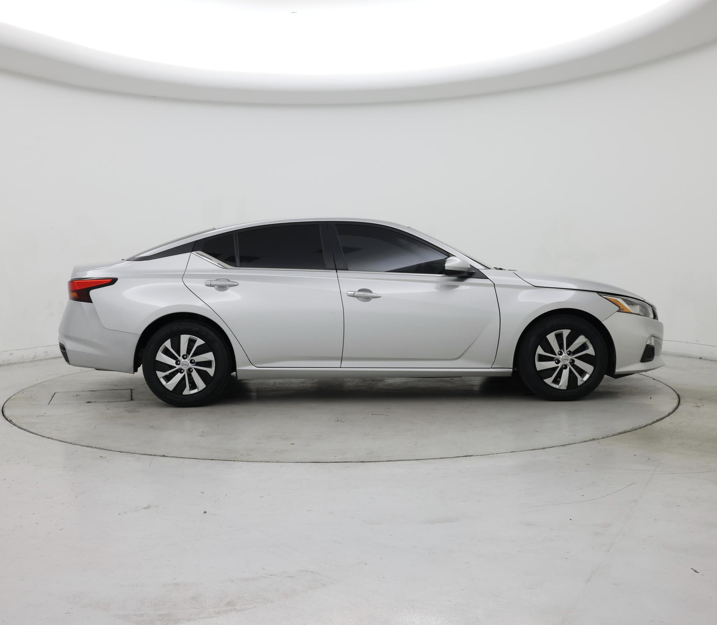 Thumbnail: 2021 Nissan Altima - 7