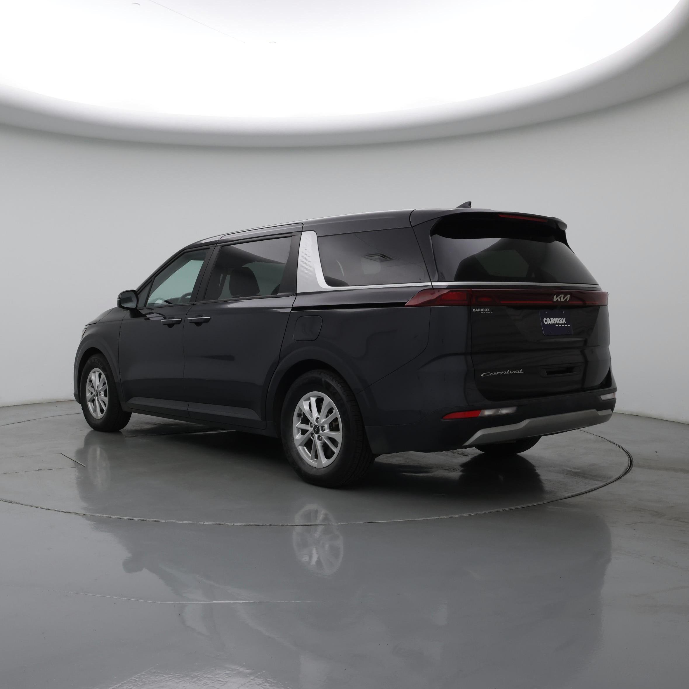 Thumbnail: 2022 Kia Carnival - 2