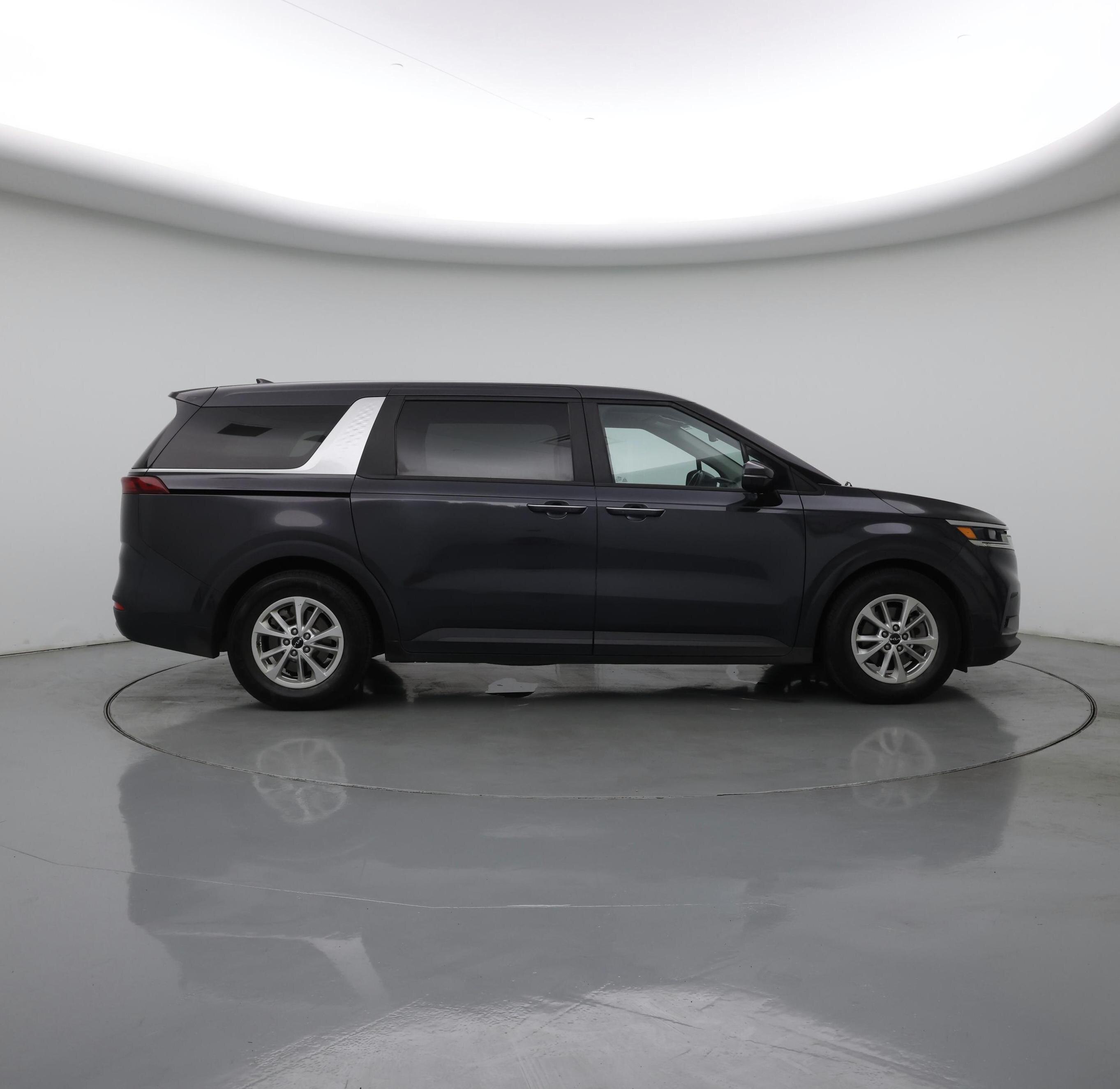 Thumbnail: 2022 Kia Carnival - 7