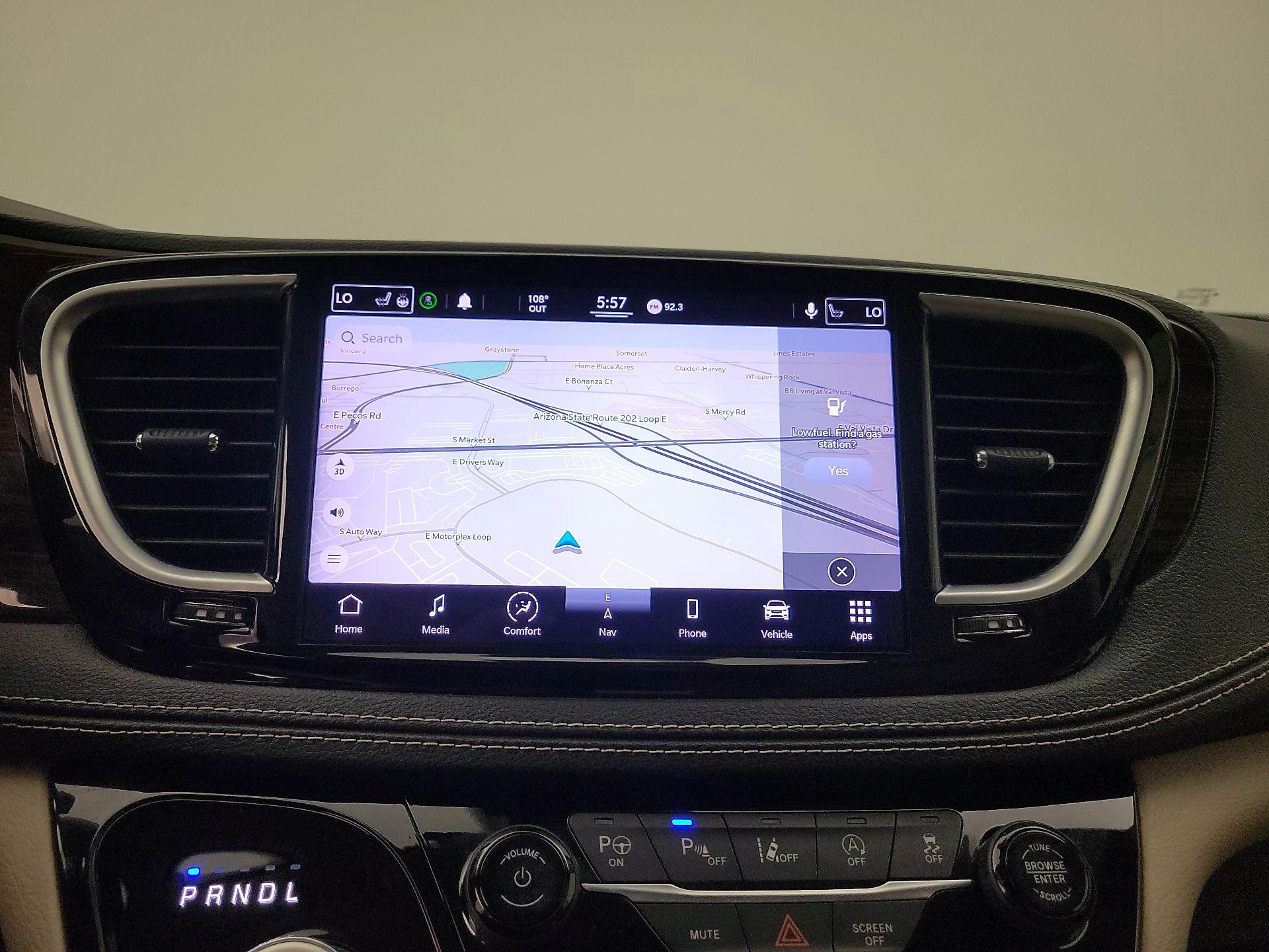 Thumbnail: 2021 Chrysler Pacifica - 14