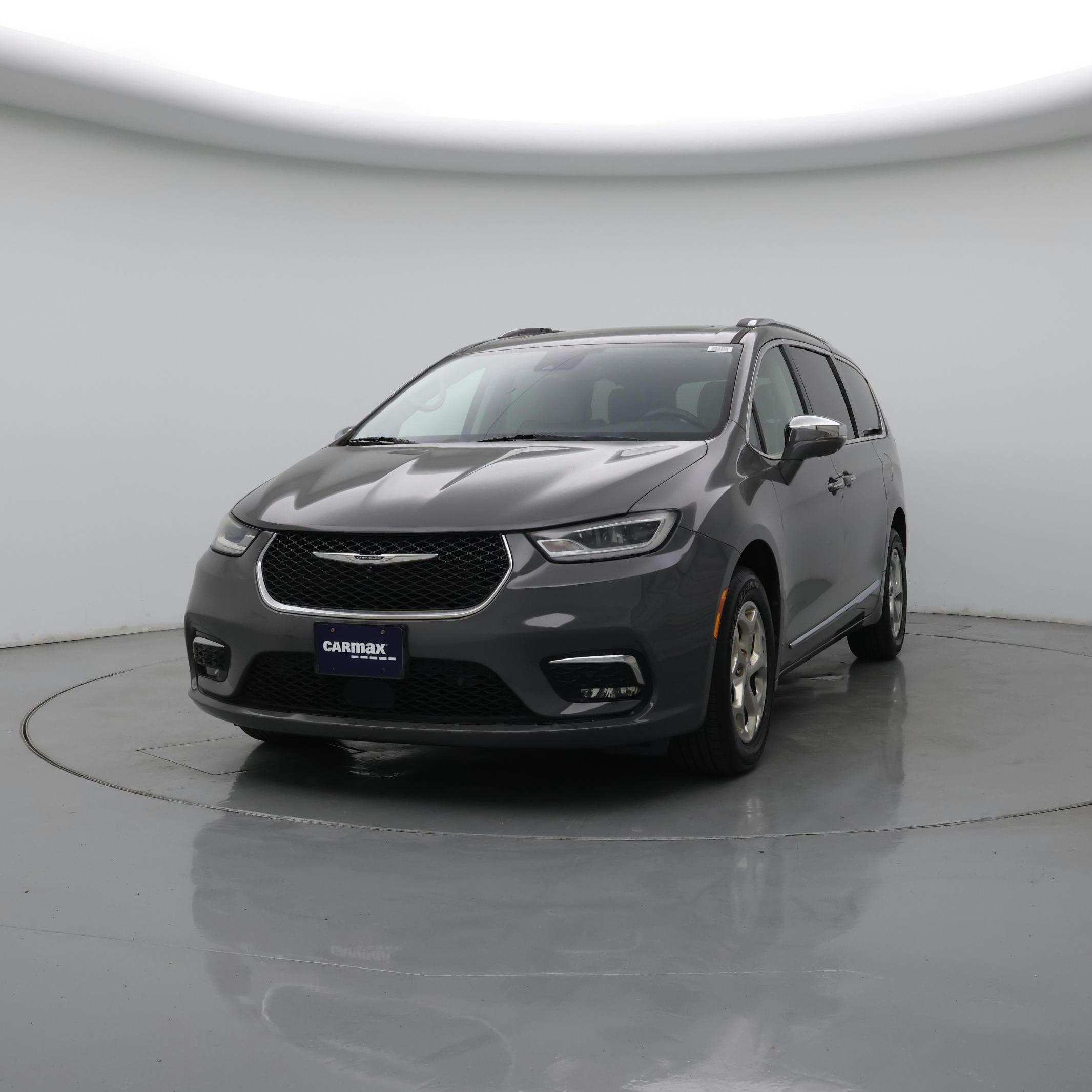 Thumbnail: 2021 Chrysler Pacifica - 4