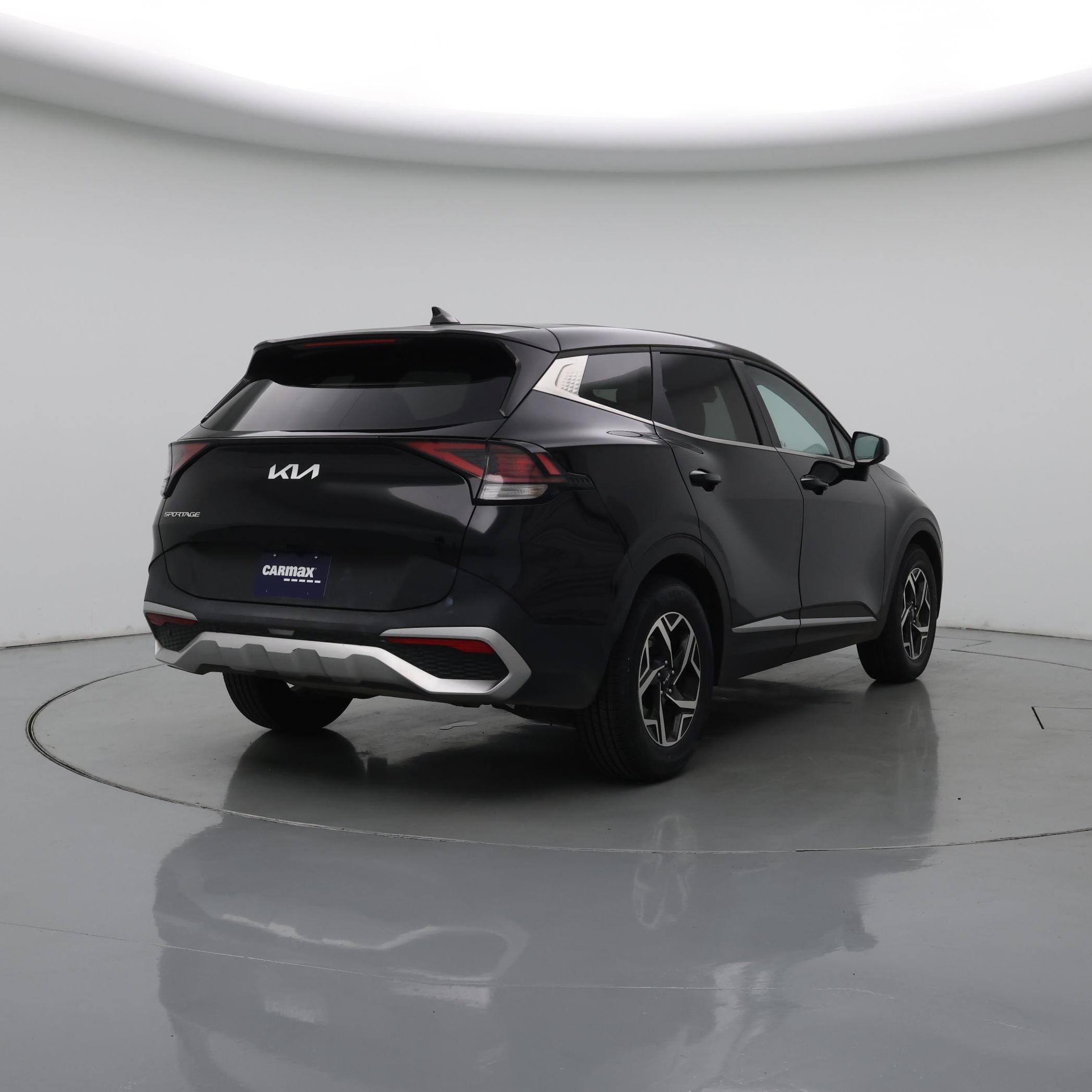 Thumbnail: 2023 Kia Sportage - 8