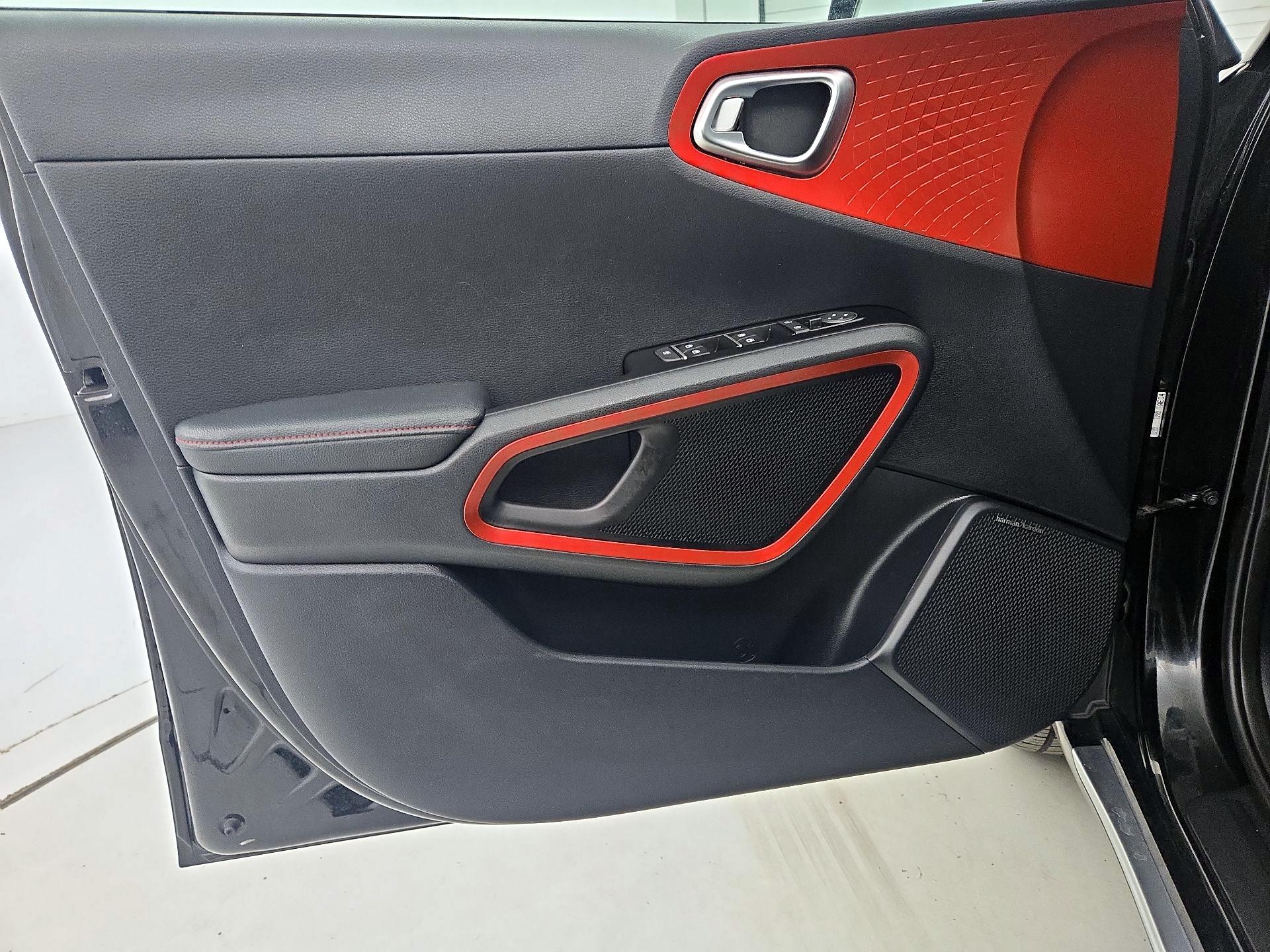 Thumbnail: 2023 Kia Soul - 12