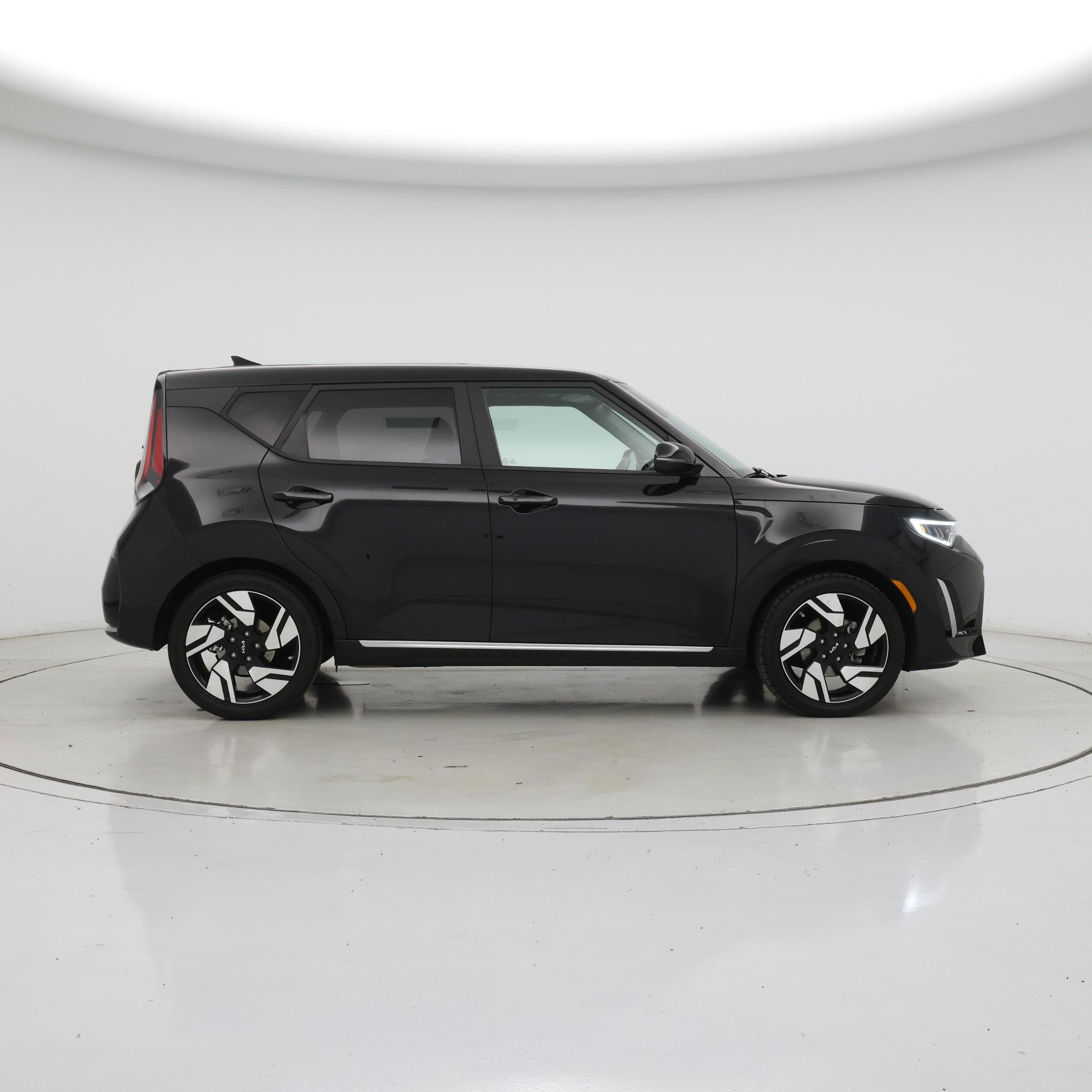 Thumbnail: 2023 Kia Soul - 7