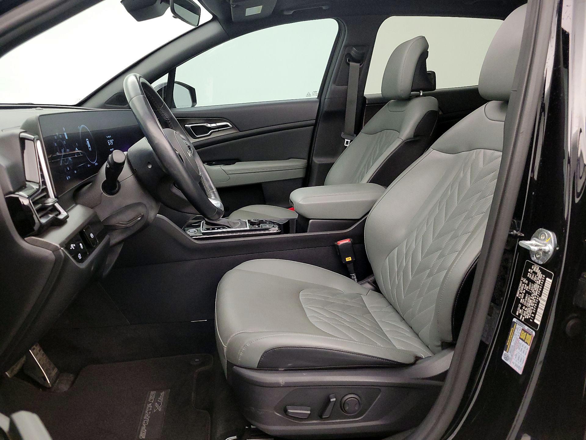 Thumbnail: 2023 Kia Sportage - 11