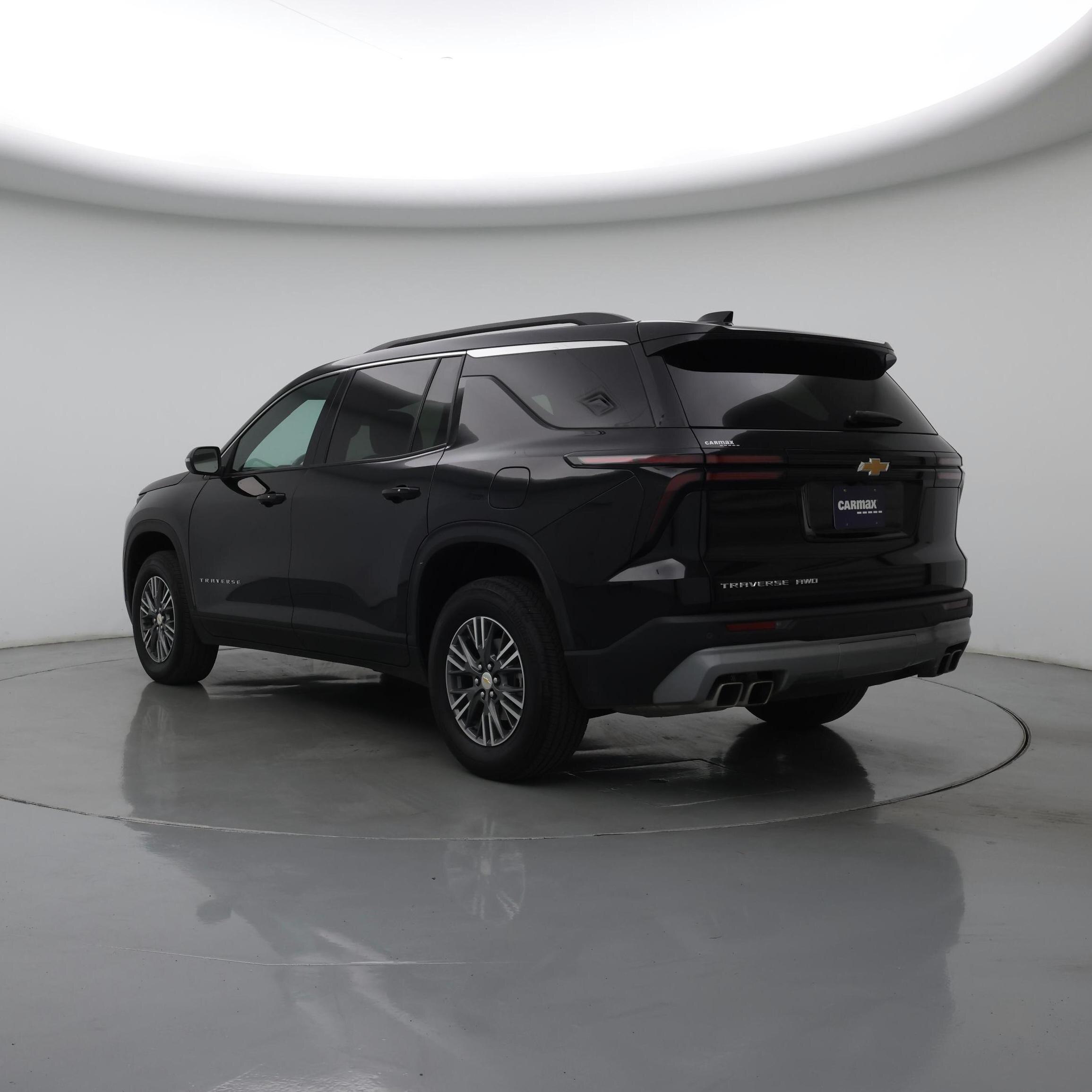 Thumbnail: 2025 Chevrolet Traverse - 2