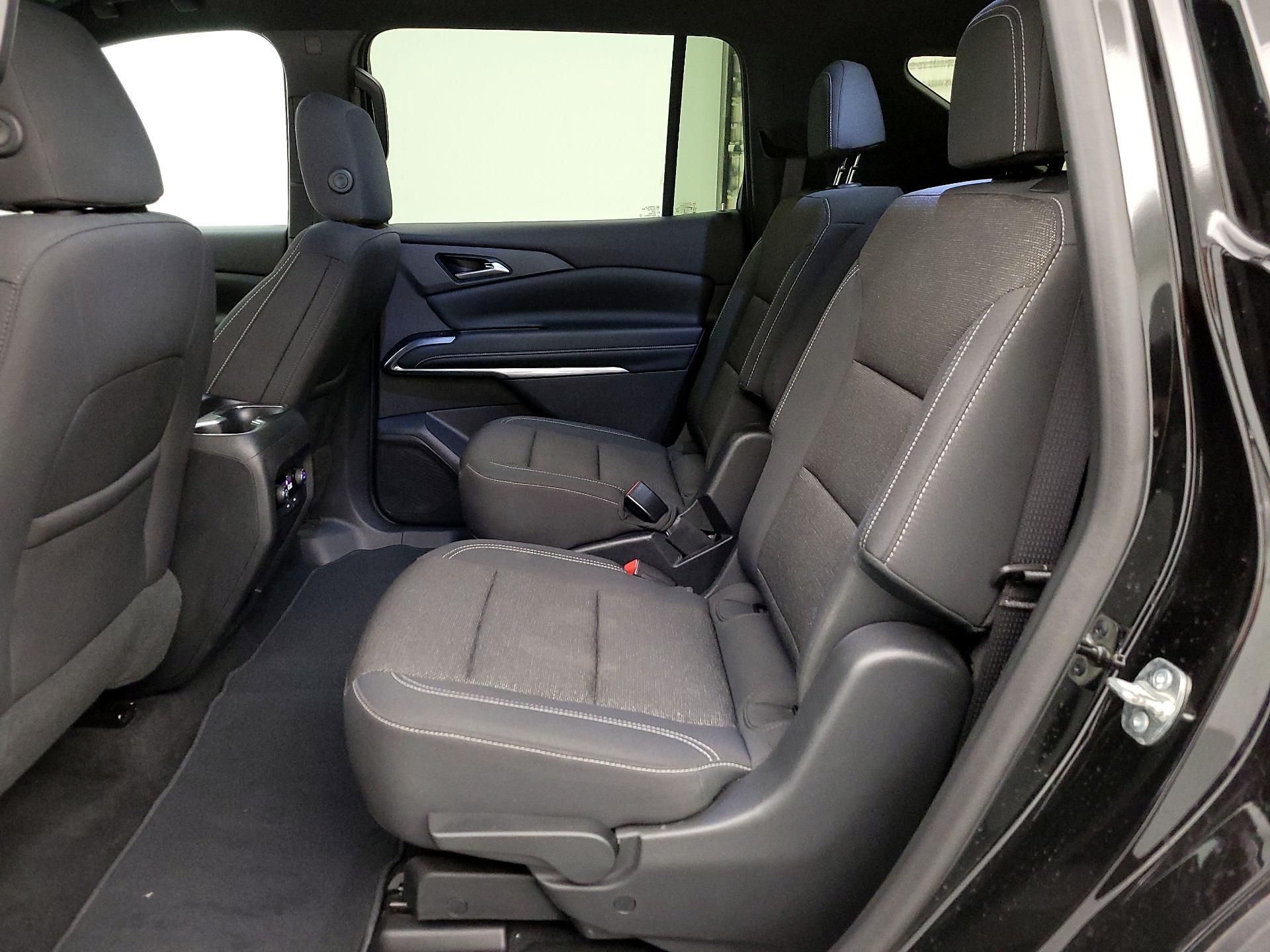 Thumbnail: 2025 Chevrolet Traverse - 19