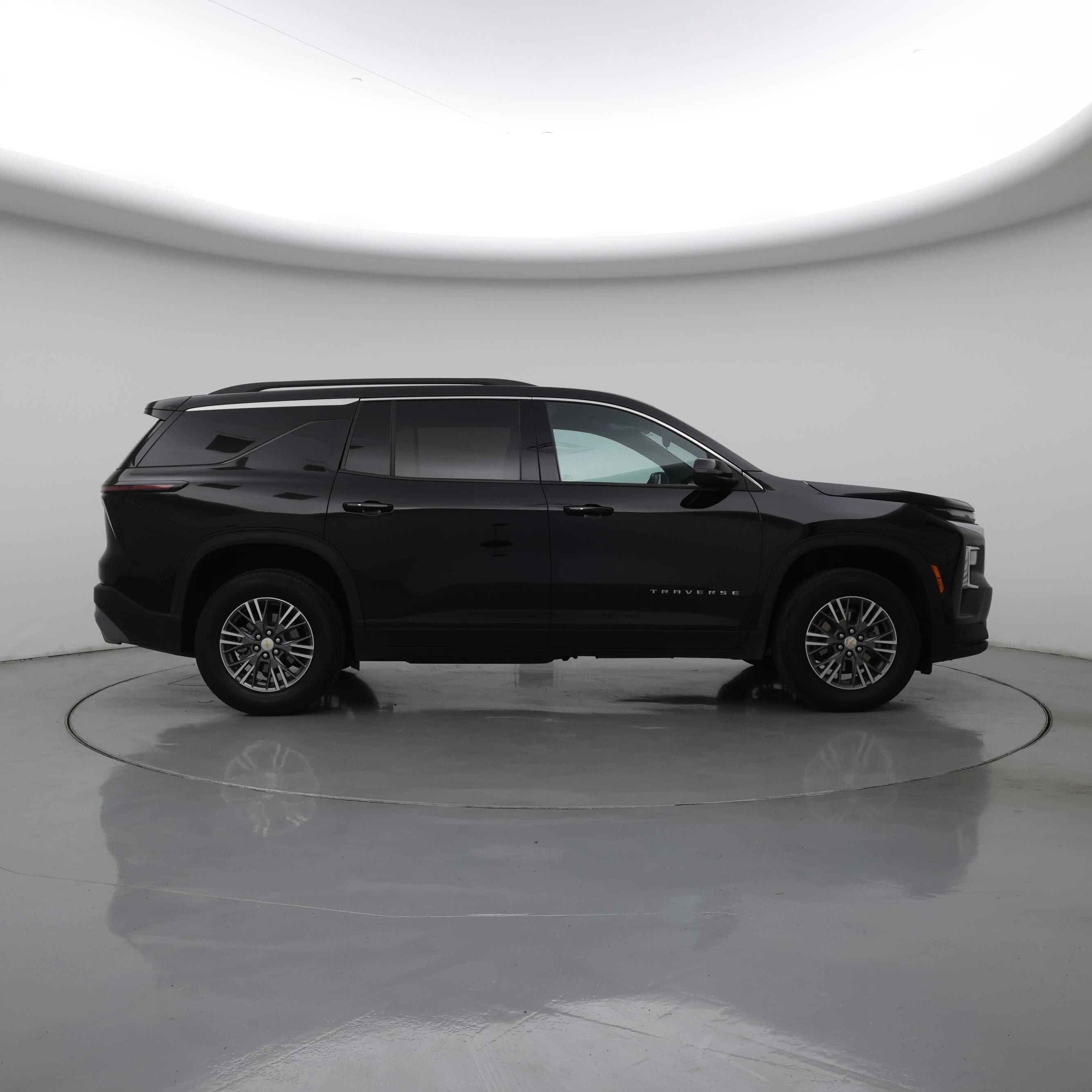 Thumbnail: 2025 Chevrolet Traverse - 7