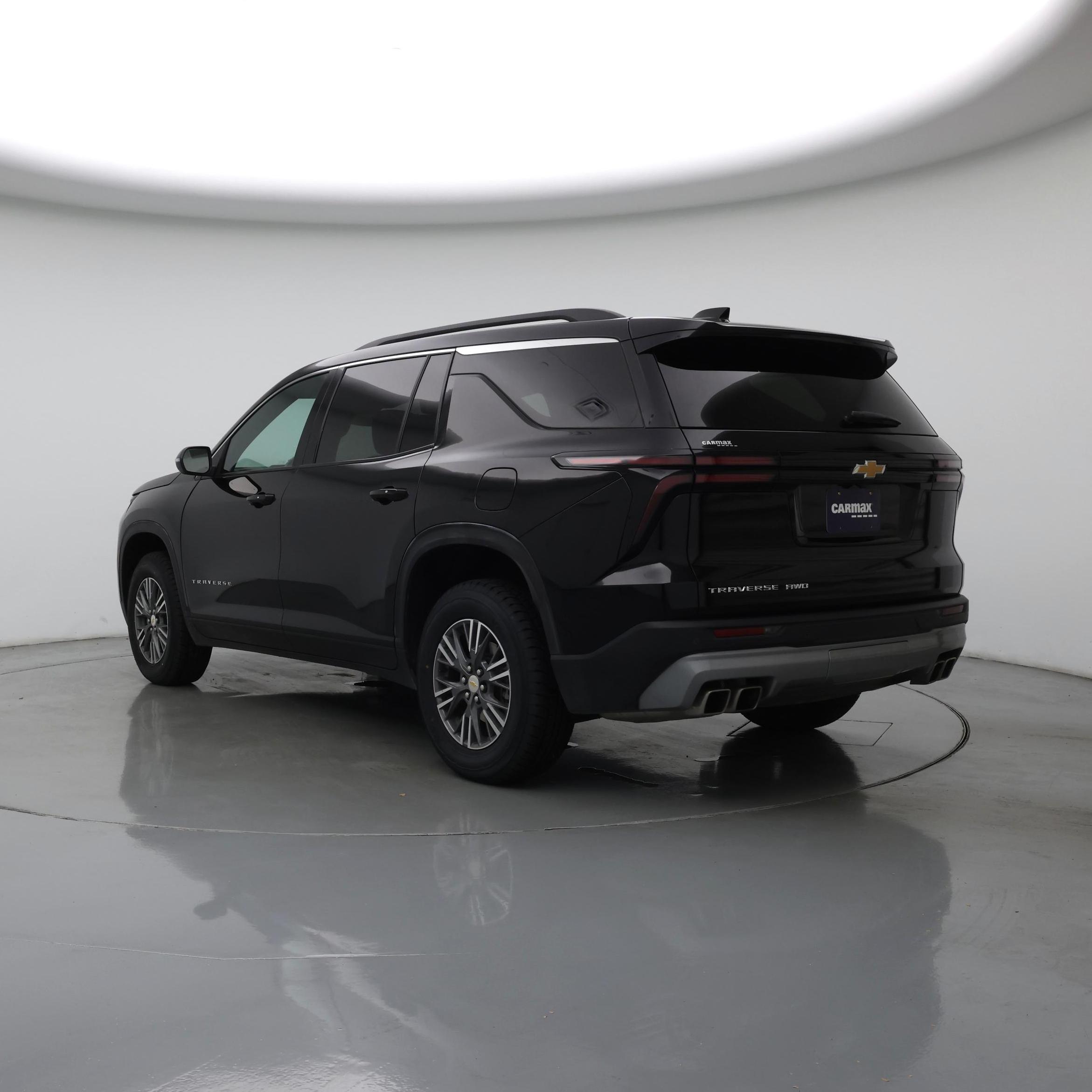 Thumbnail: 2025 Chevrolet Traverse - 2