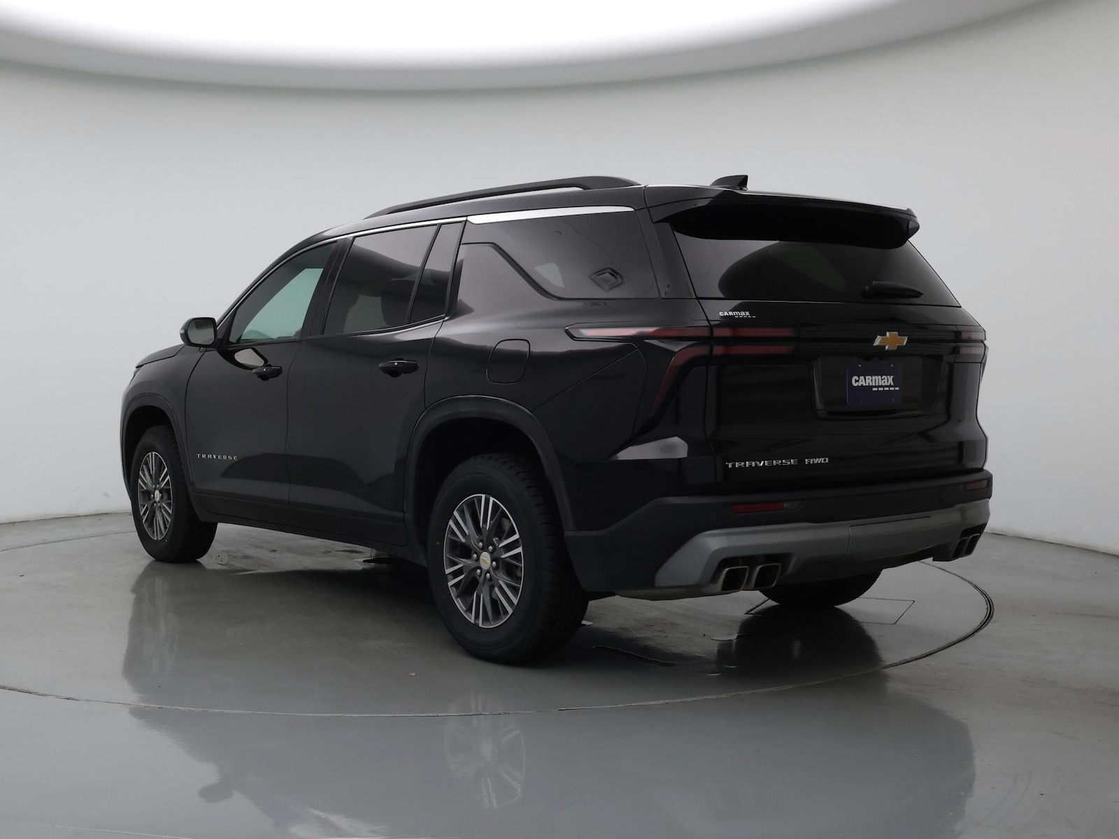 2025 Chevrolet Traverse LT - Photo 3