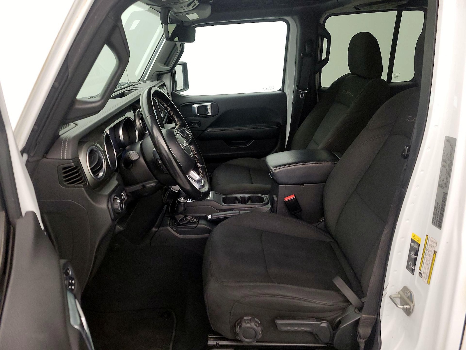 2023 Jeep Wrangler 4-Door Sahara - Photo 12