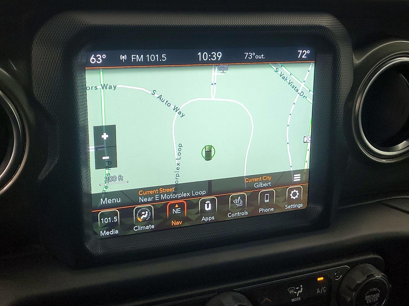 2023 Jeep Wrangler 4-Door Sahara - Photo 15