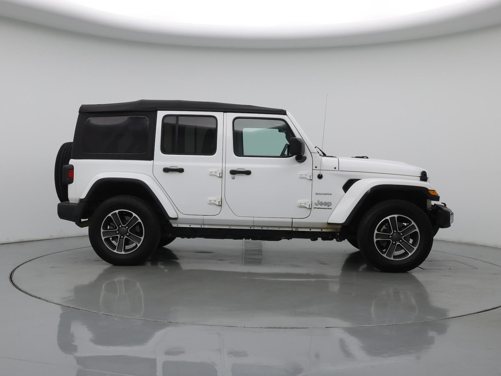 2023 Jeep Wrangler 4-Door Sahara - Photo 8