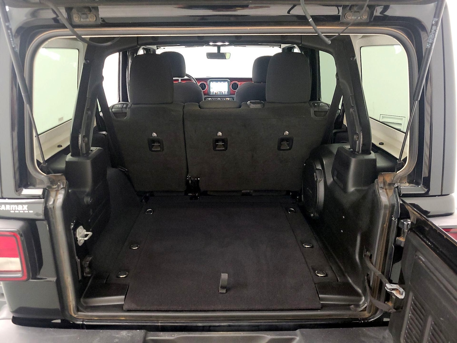 2023 Jeep Wrangler 4-Door Rubicon - Photo 22