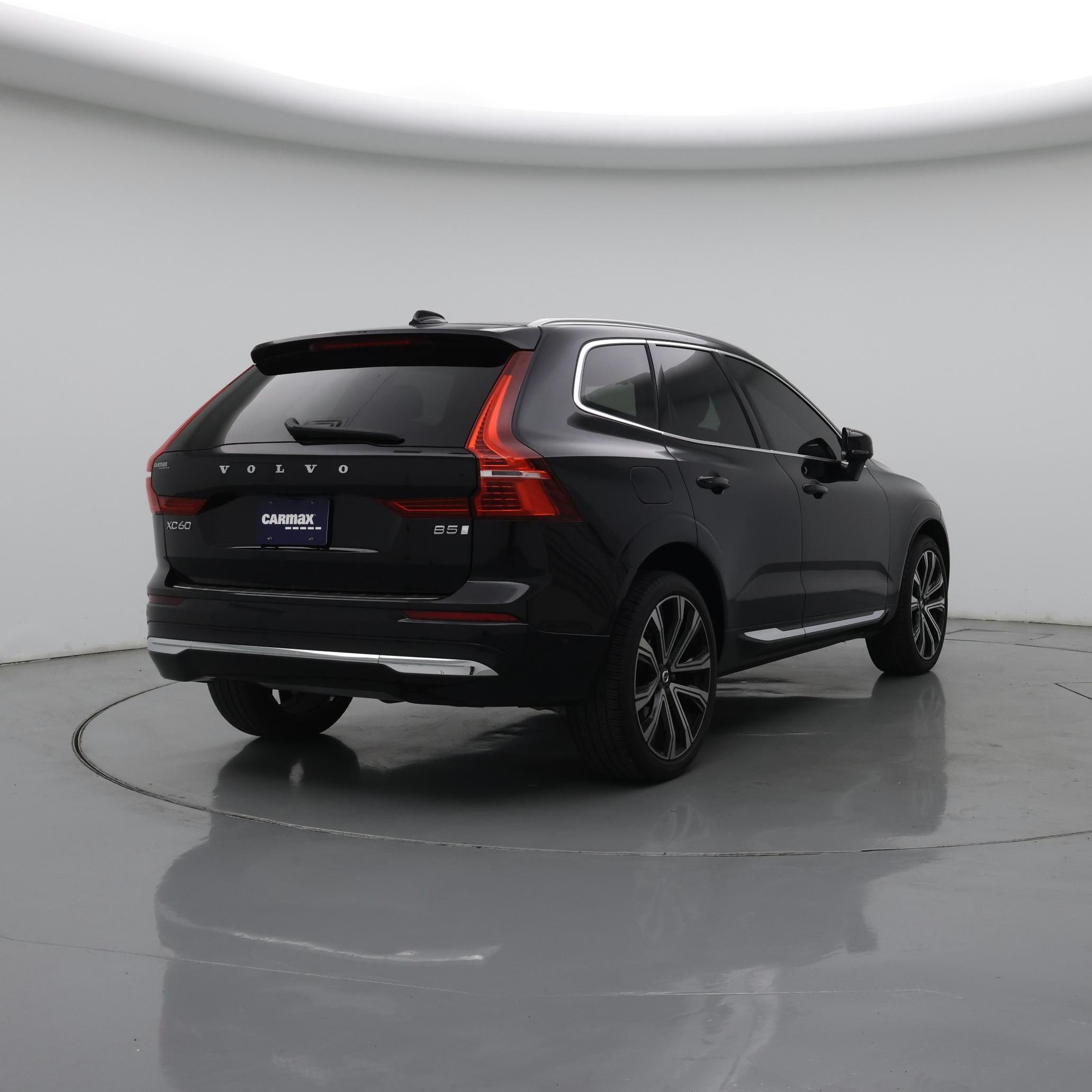 Thumbnail: 2023 Volvo XC60 - 8
