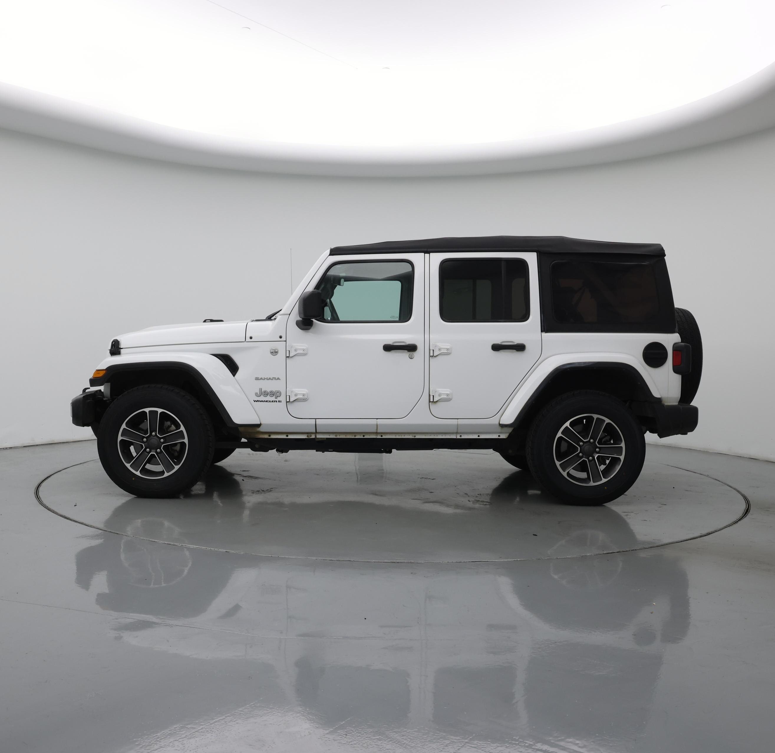Thumbnail: 2023 Jeep Wrangler - 3