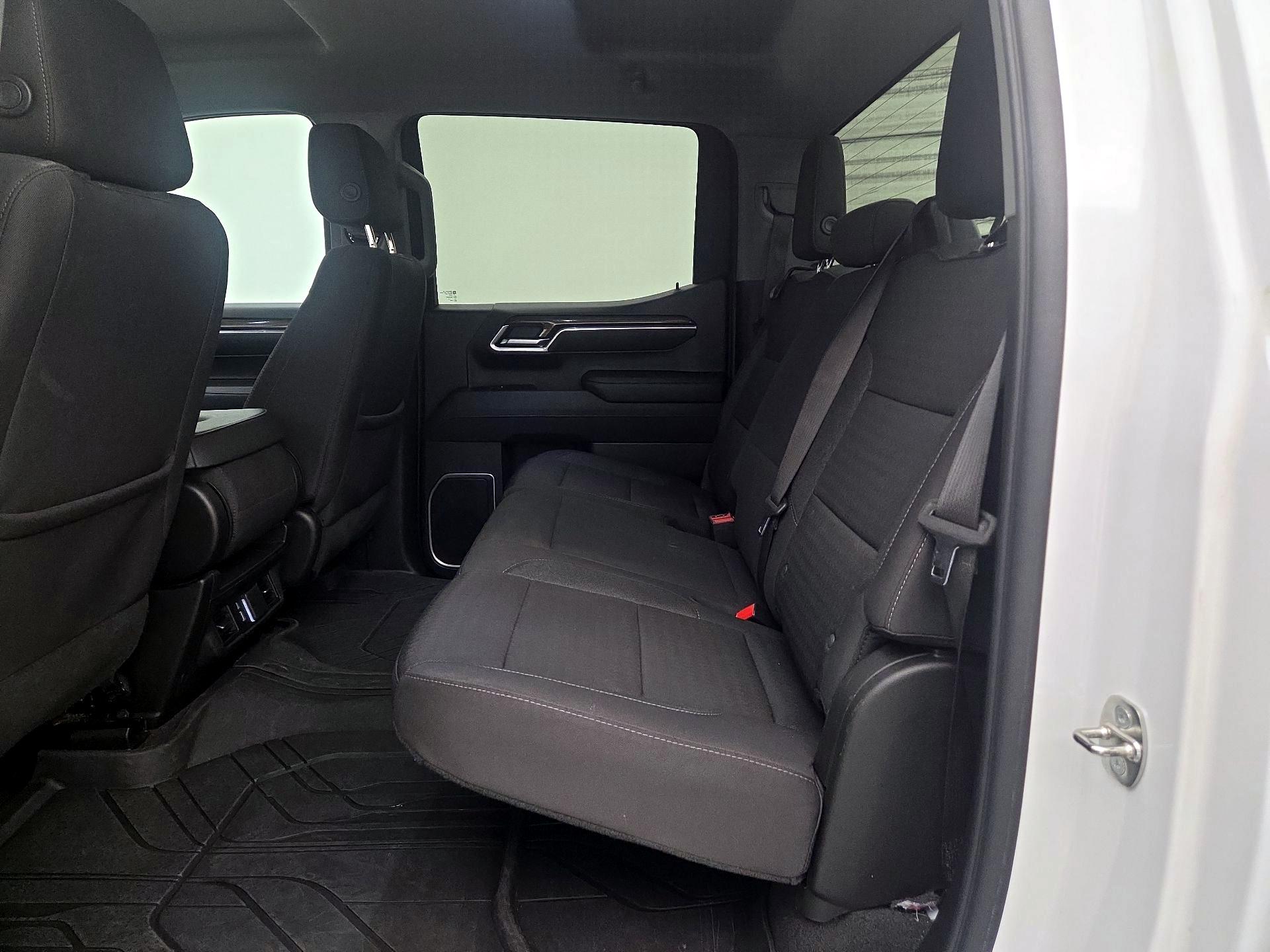 Thumbnail: 2023 Chevrolet Silverado 1500 - 19